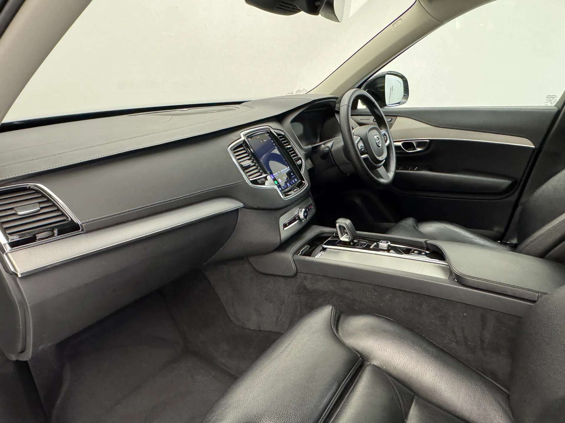 2022 VOLVO XC90 2022 VOLVO XC90