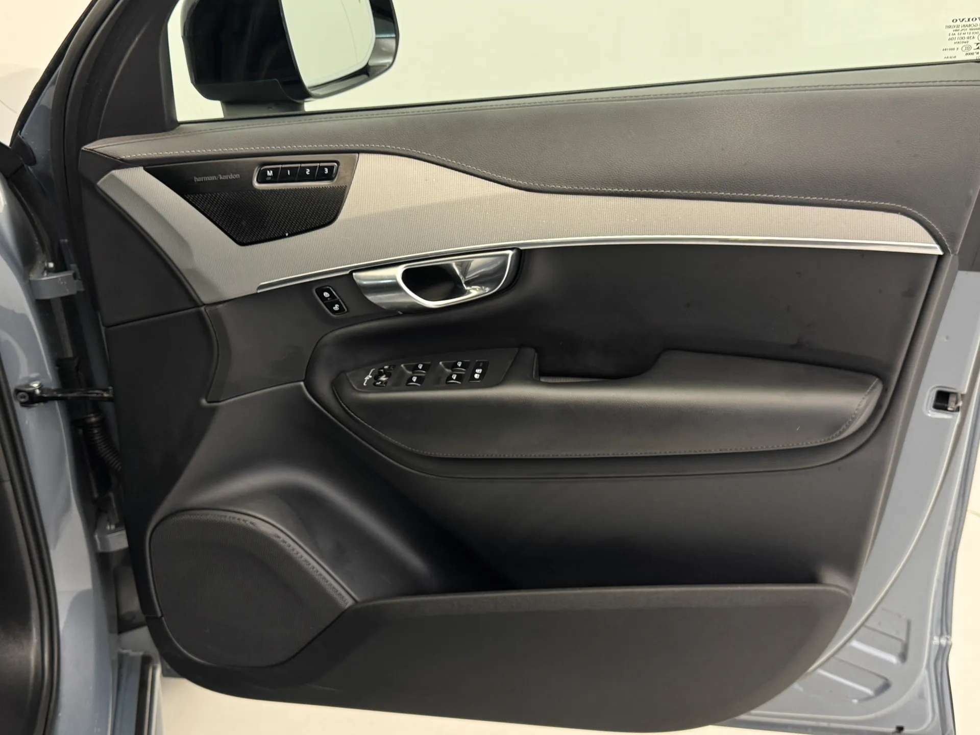 2022 VOLVO XC90 2022 VOLVO XC90