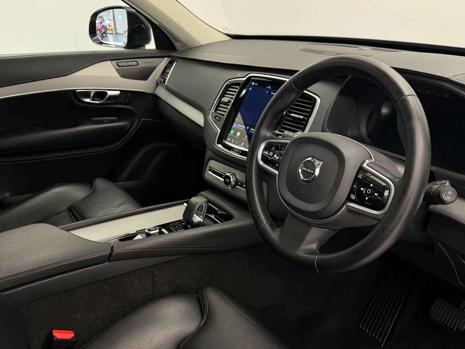 2022 VOLVO XC90 2022 VOLVO XC90
