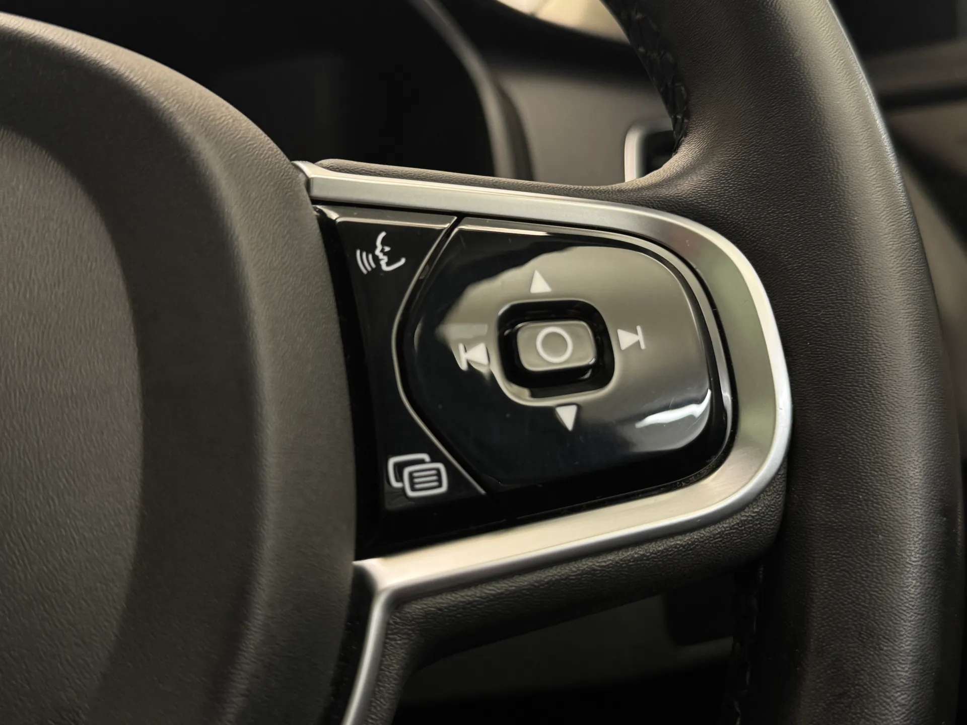 2022 VOLVO XC90 2022 VOLVO XC90