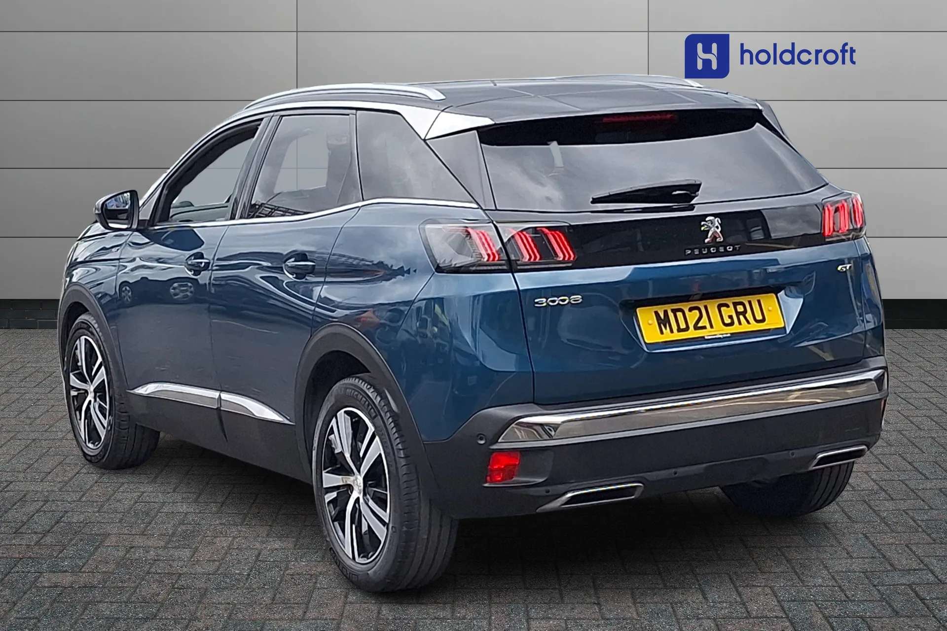 A 2021 PEUGEOT 3008 1.5 BlueHDi GT 5dr A 2021 PEUGEOT 3008 1.5 BlueHDi GT 5dr