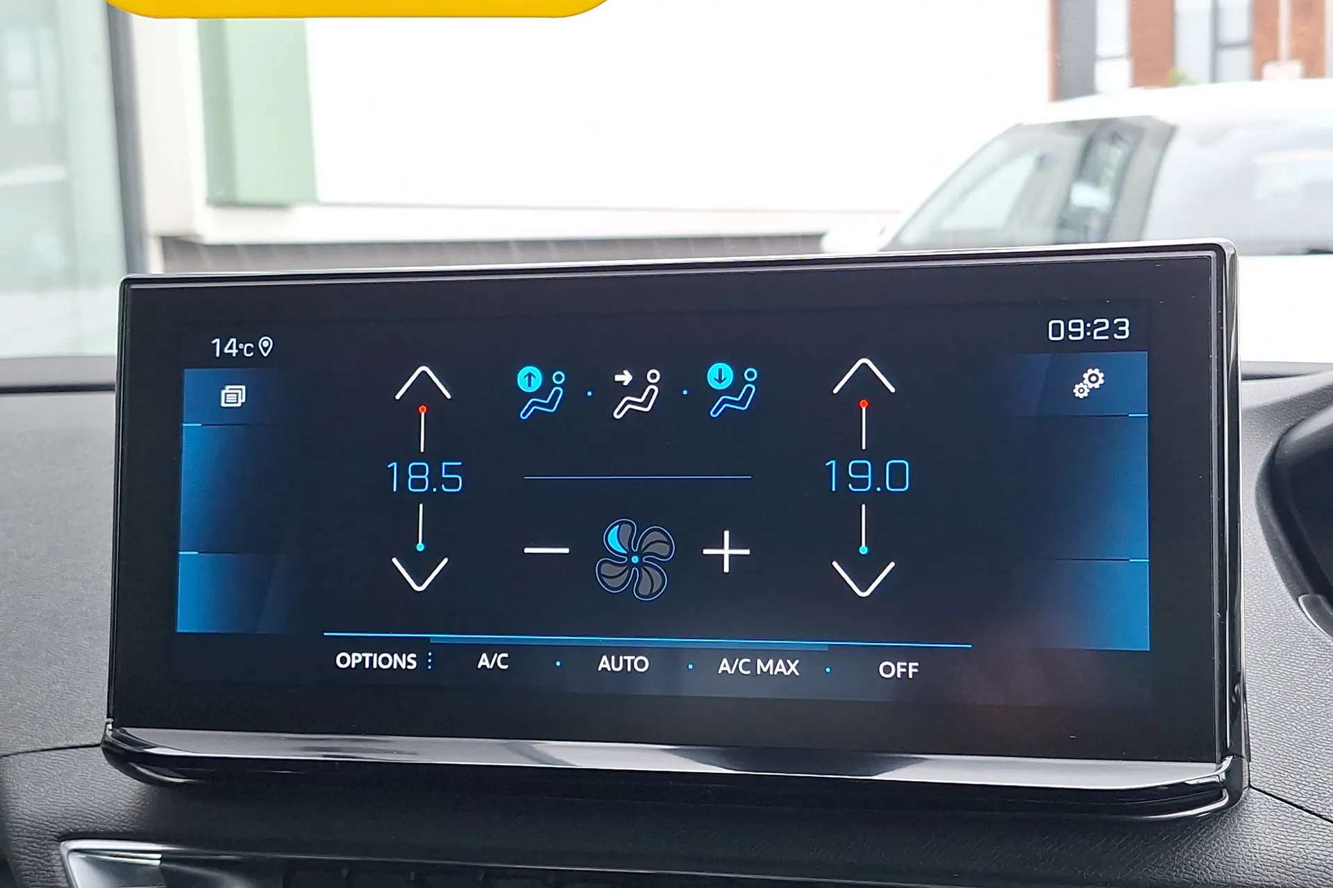 2021 PEUGEOT 3008 2021 PEUGEOT 3008