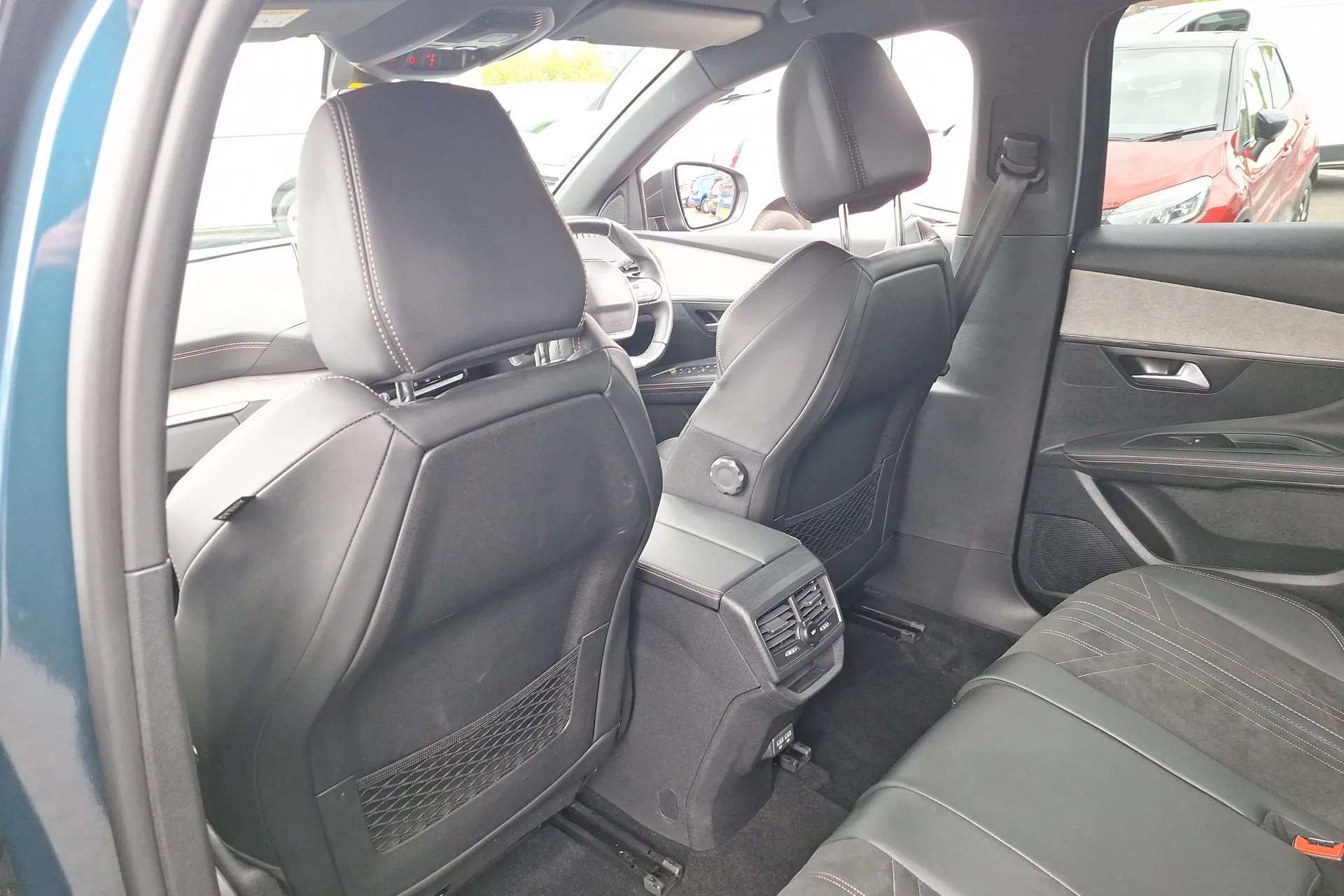 2021 PEUGEOT 3008 2021 PEUGEOT 3008