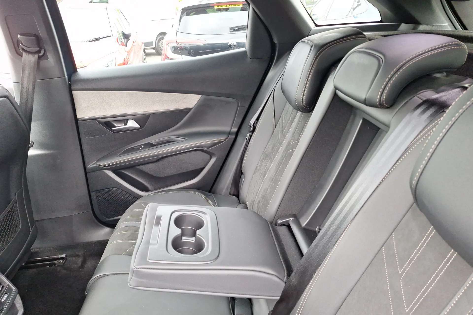 2021 PEUGEOT 3008 2021 PEUGEOT 3008