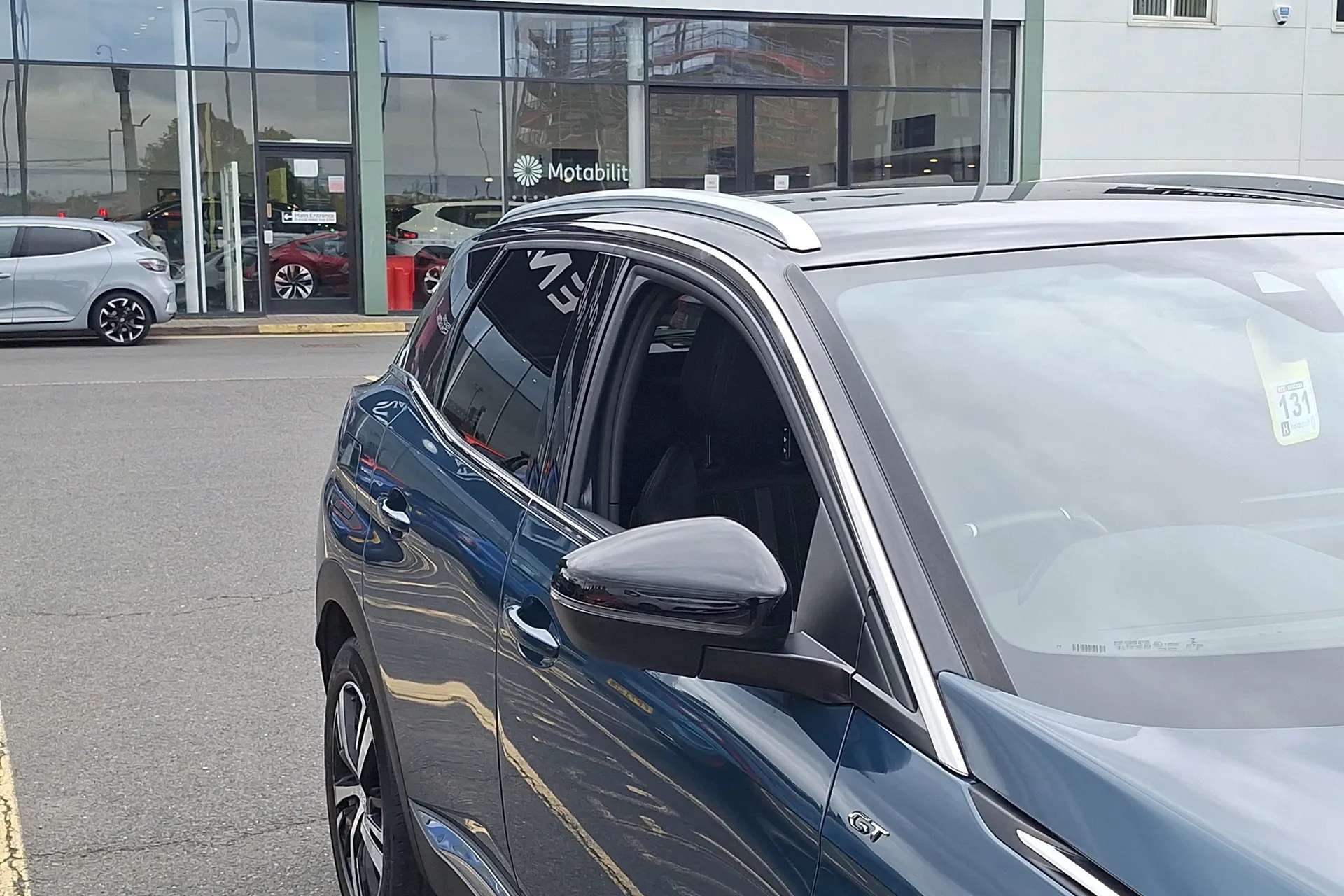 2021 PEUGEOT 3008 2021 PEUGEOT 3008