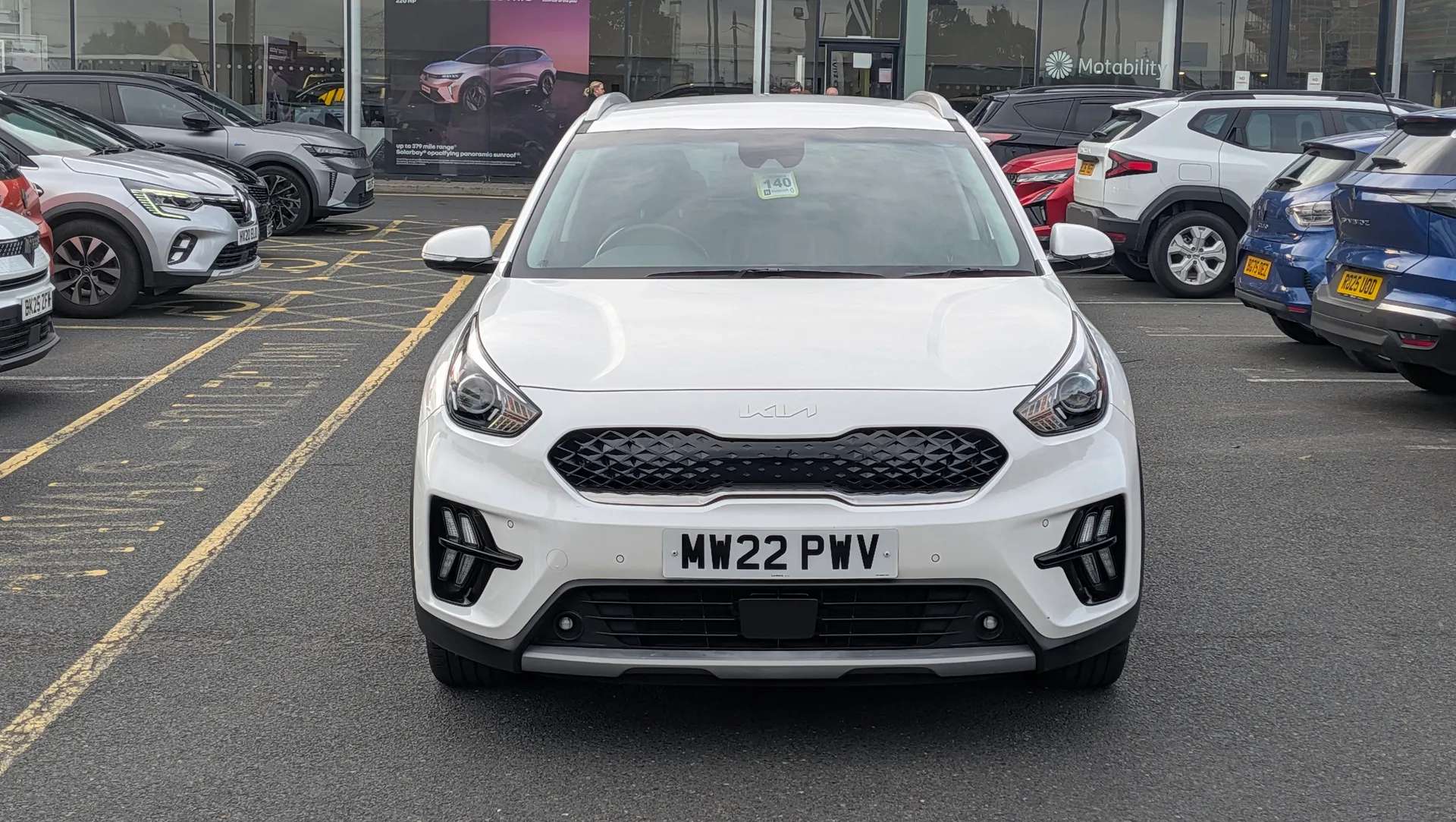A 2022 KIA NIRO 1.6 GDi Hybrid 3 5dr DCT A 2022 KIA NIRO 1.6 GDi Hybrid 3 5dr DCT