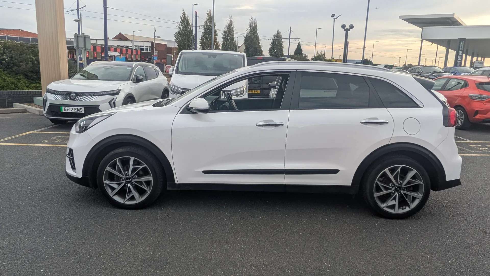 2022 KIA NIRO 2022 KIA NIRO