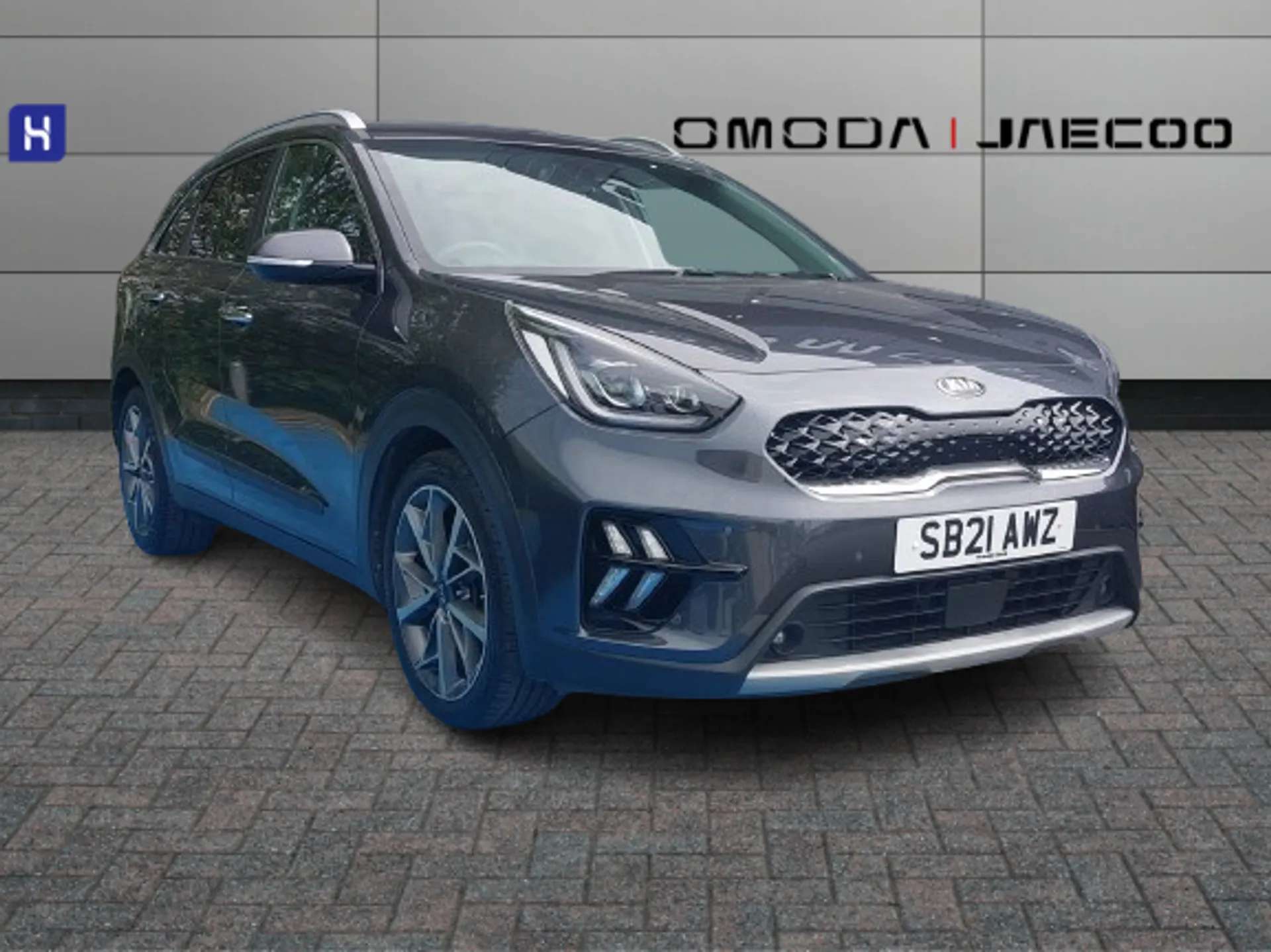 A 2021 KIA NIRO 1.6 GDi Hybrid 4 5dr DCT A 2021 KIA NIRO 1.6 GDi Hybrid 4 5dr DCT