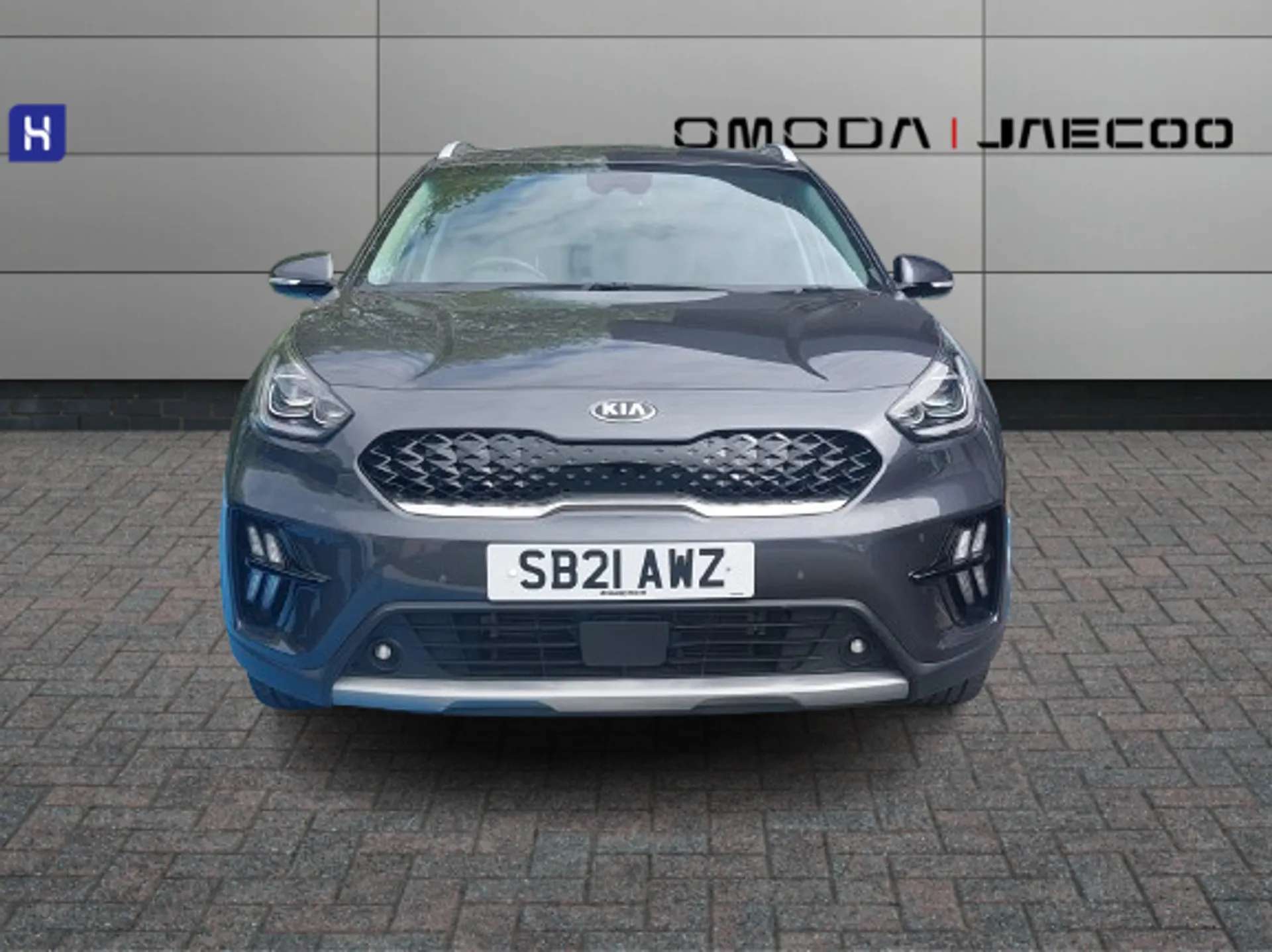 A 2021 KIA NIRO 1.6 GDi Hybrid 4 5dr DCT A 2021 KIA NIRO 1.6 GDi Hybrid 4 5dr DCT