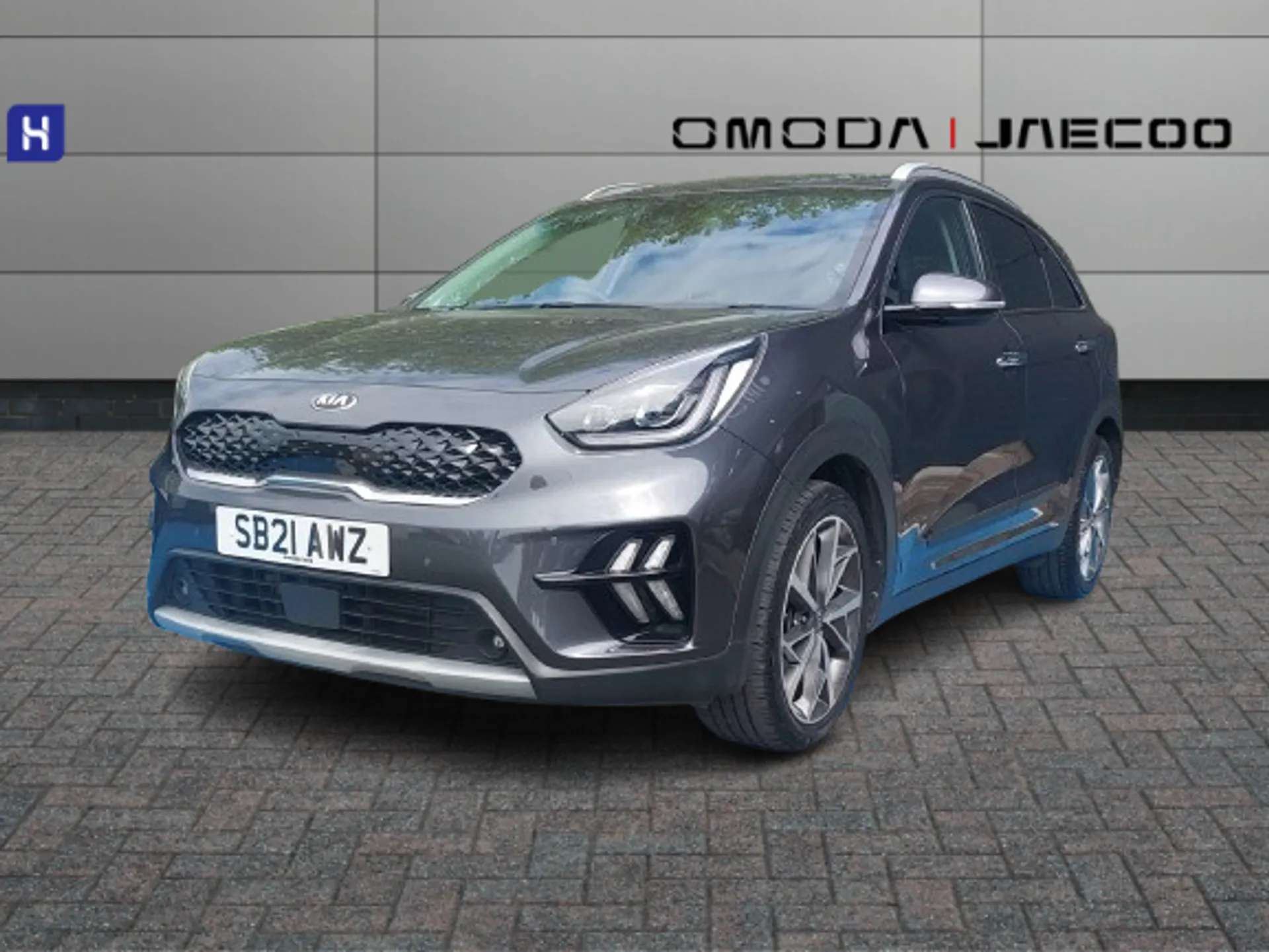 A 2021 KIA NIRO 1.6 GDi Hybrid 4 5dr DCT A 2021 KIA NIRO 1.6 GDi Hybrid 4 5dr DCT