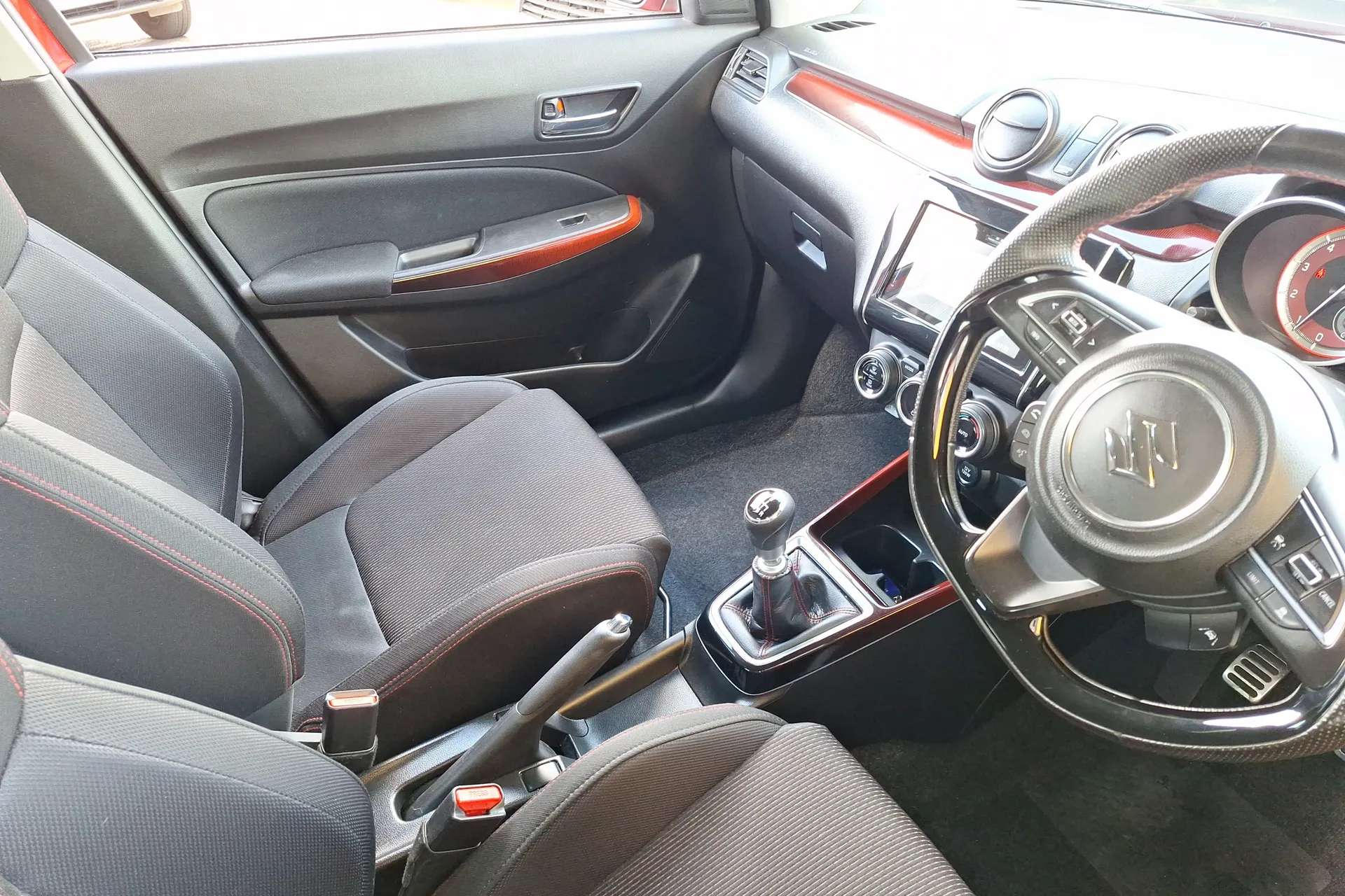 2023 SUZUKI SWIFT 2023 SUZUKI SWIFT