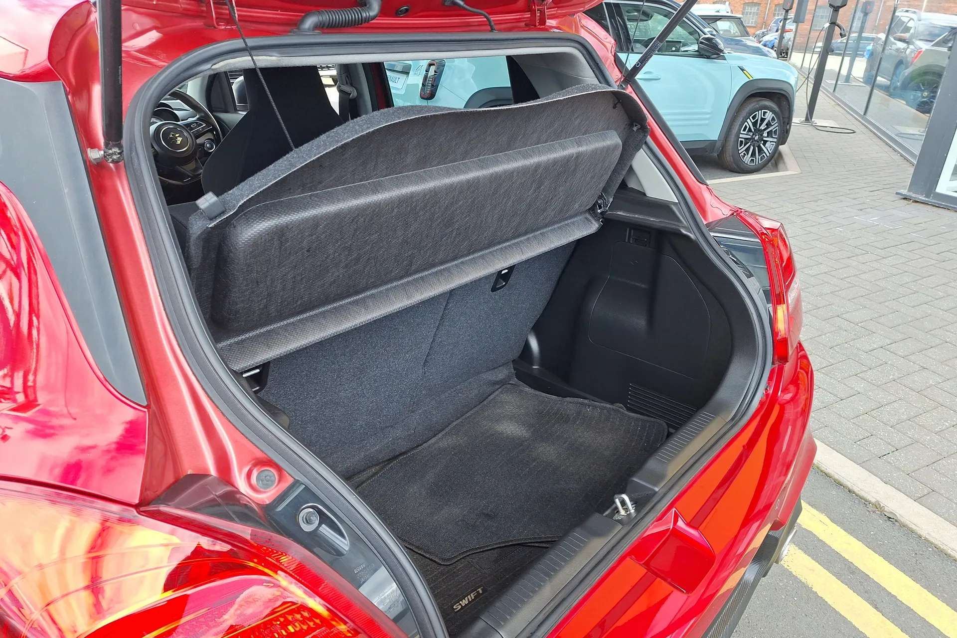 2023 SUZUKI SWIFT 2023 SUZUKI SWIFT
