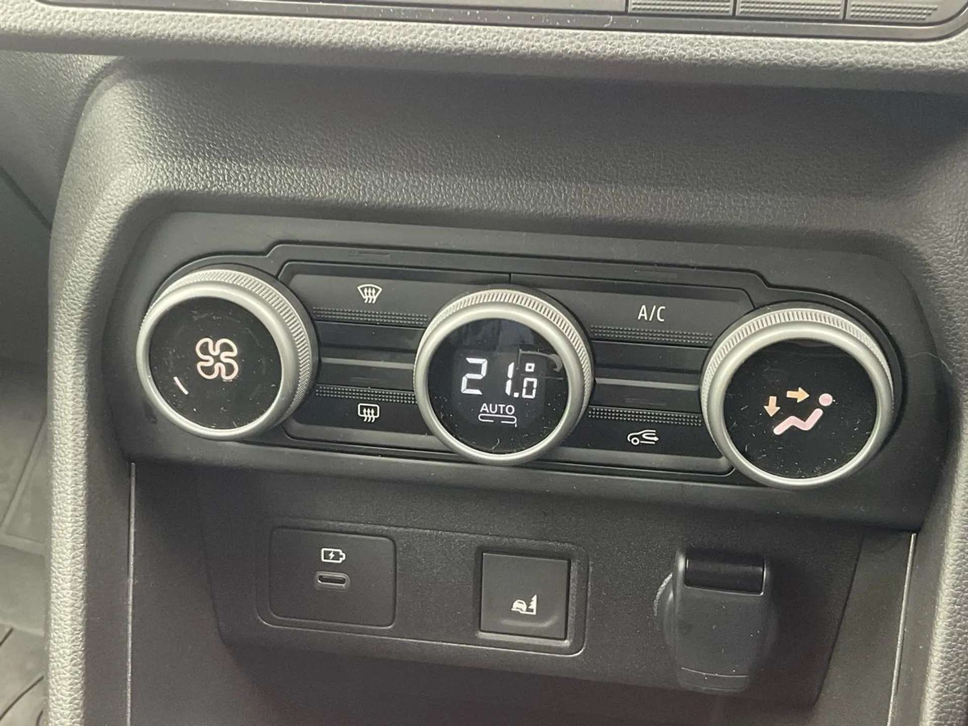 2024 DACIA JOGGER 2024 DACIA JOGGER