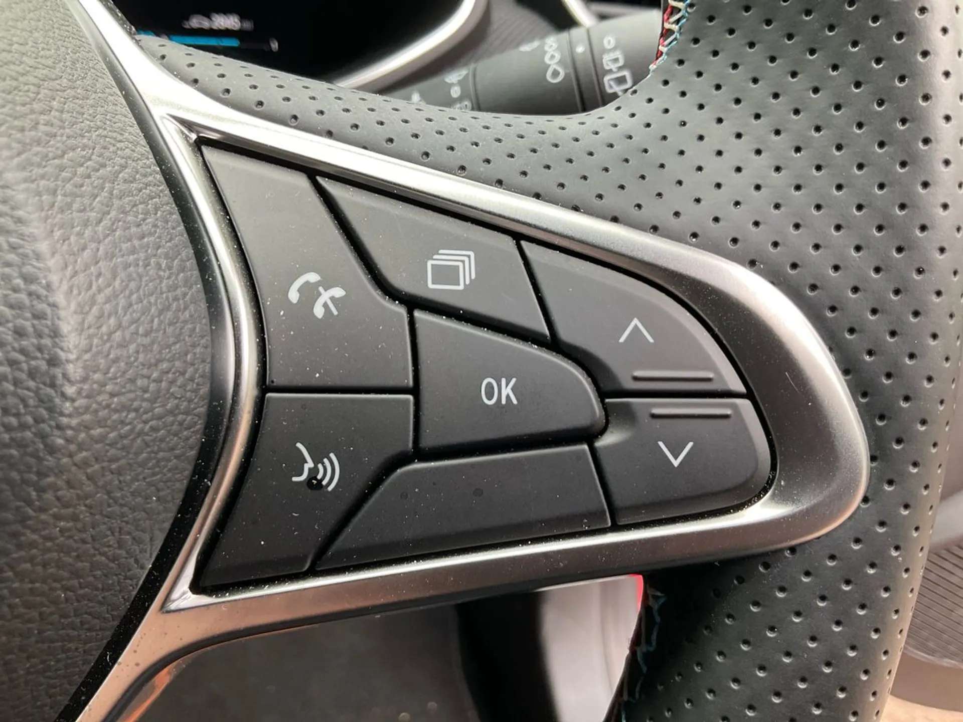 2024 RENAULT CLIO 2024 RENAULT CLIO