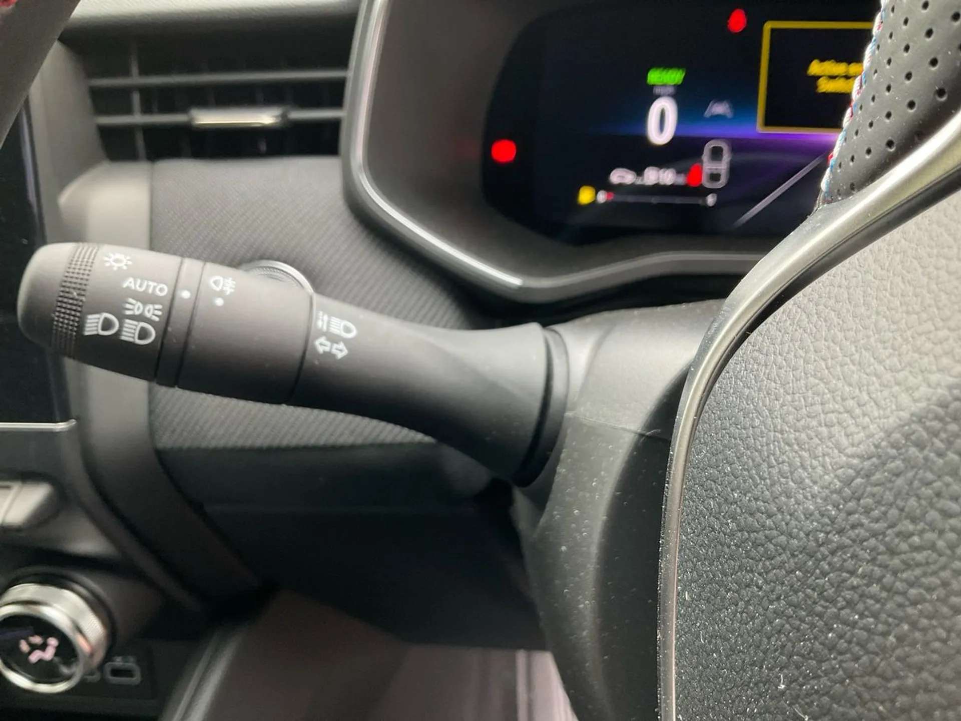 2024 RENAULT CLIO 2024 RENAULT CLIO