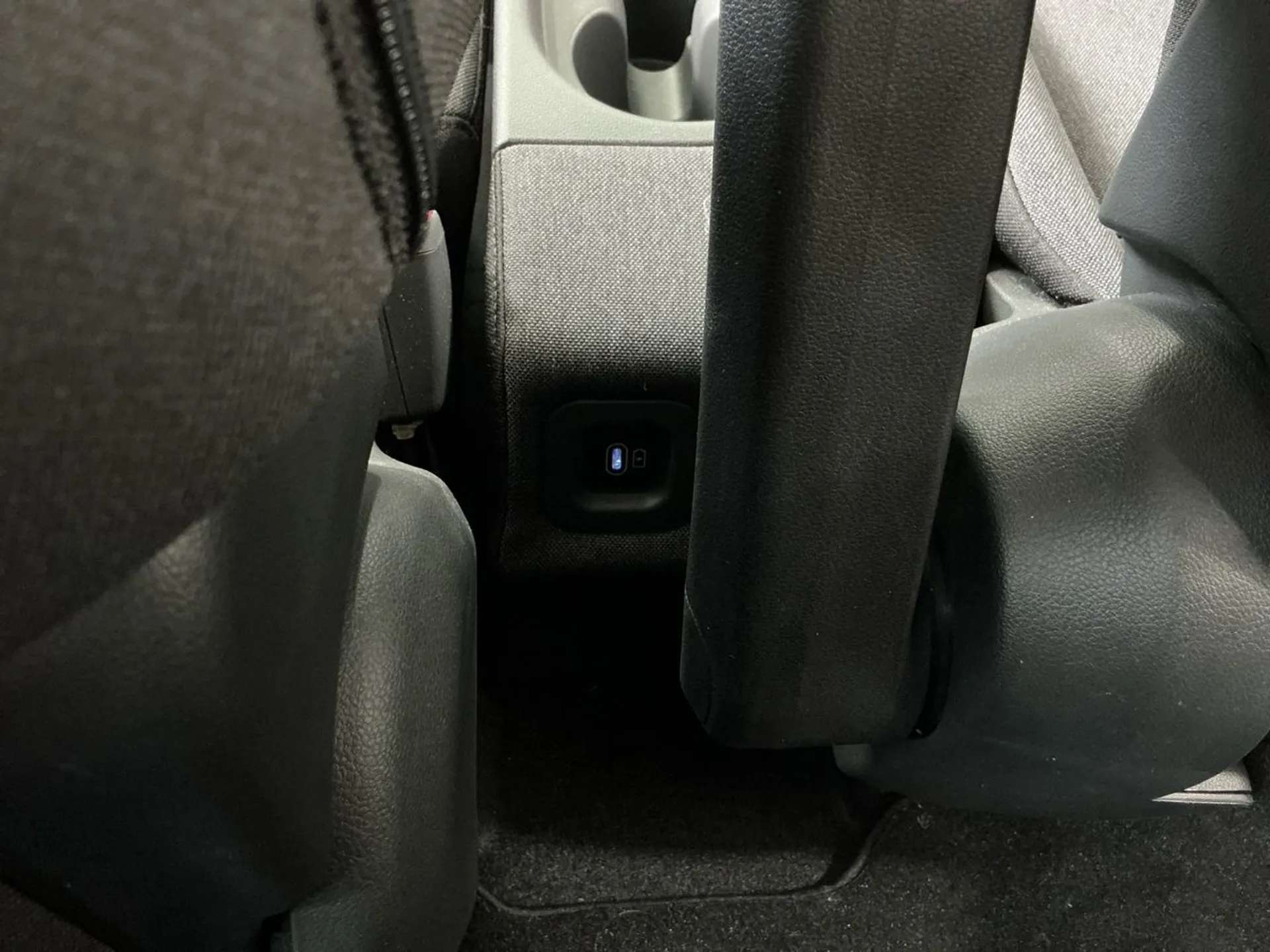 2025 HYUNDAI INSTER 2025 HYUNDAI INSTER