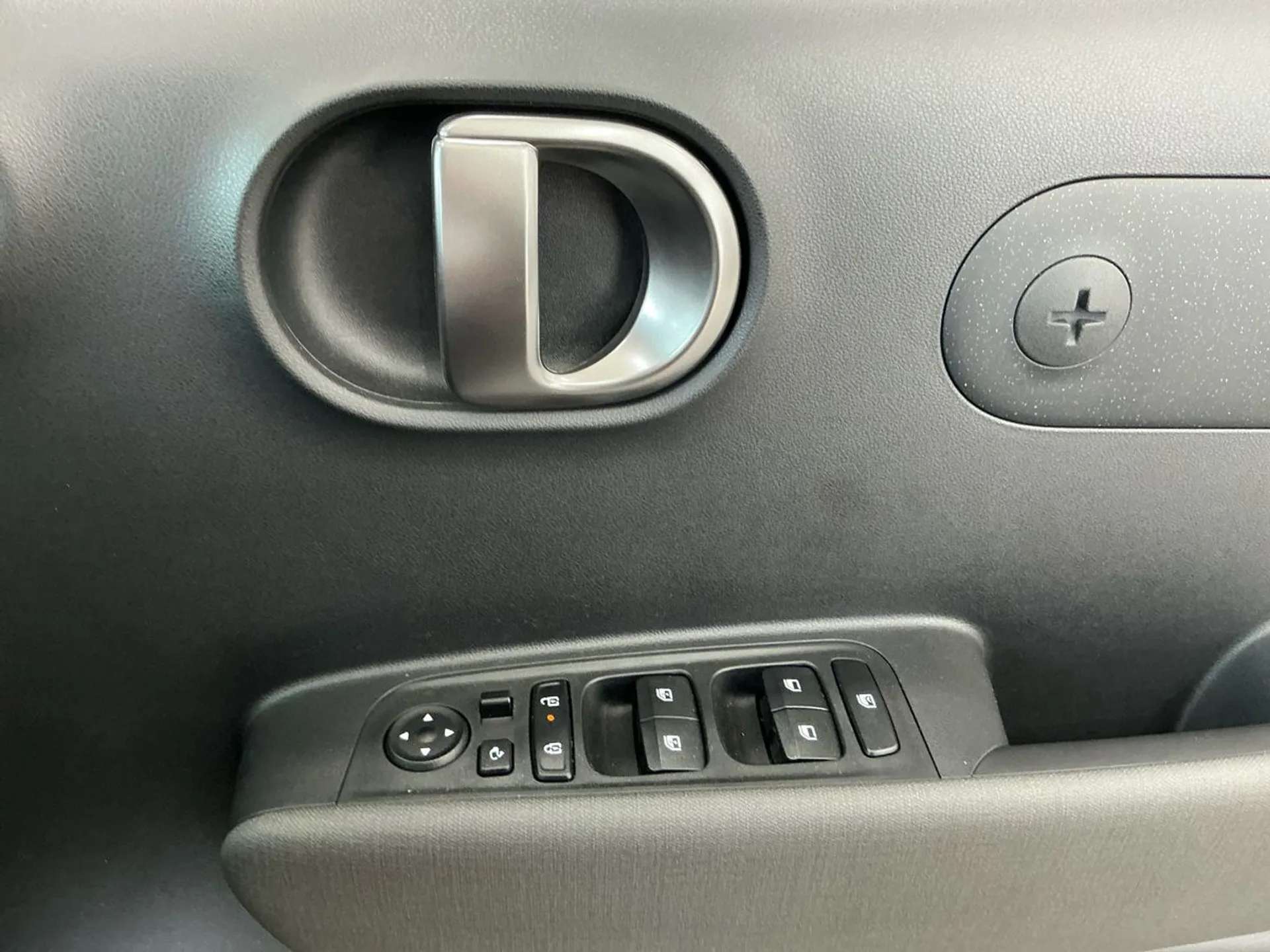 2025 HYUNDAI INSTER 2025 HYUNDAI INSTER