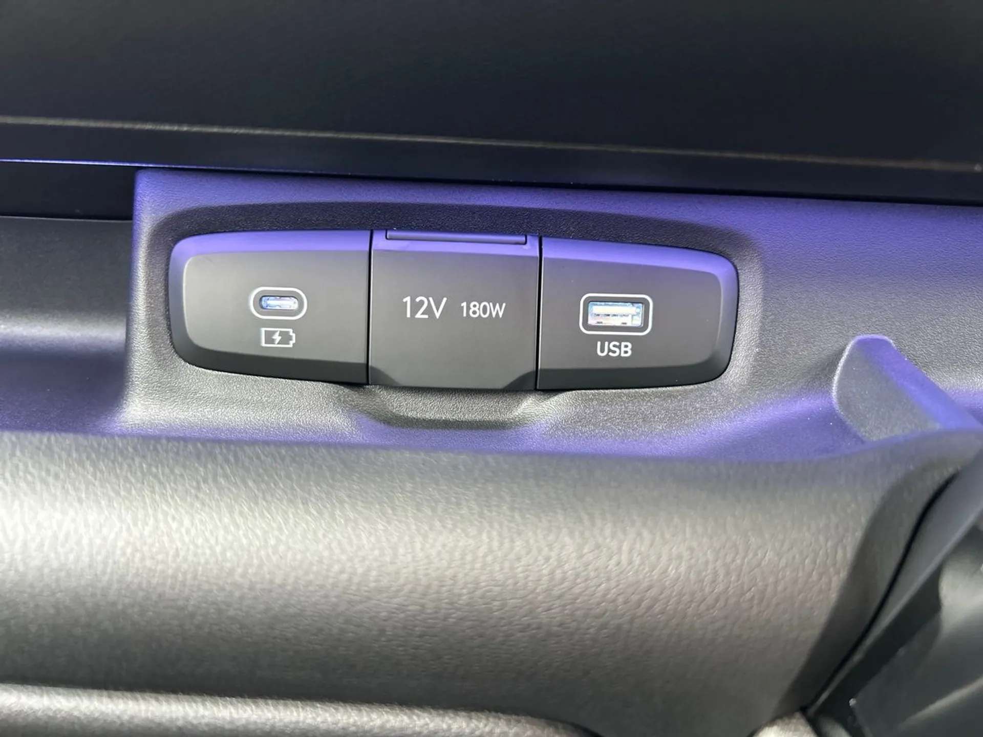 2025 HYUNDAI INSTER 2025 HYUNDAI INSTER