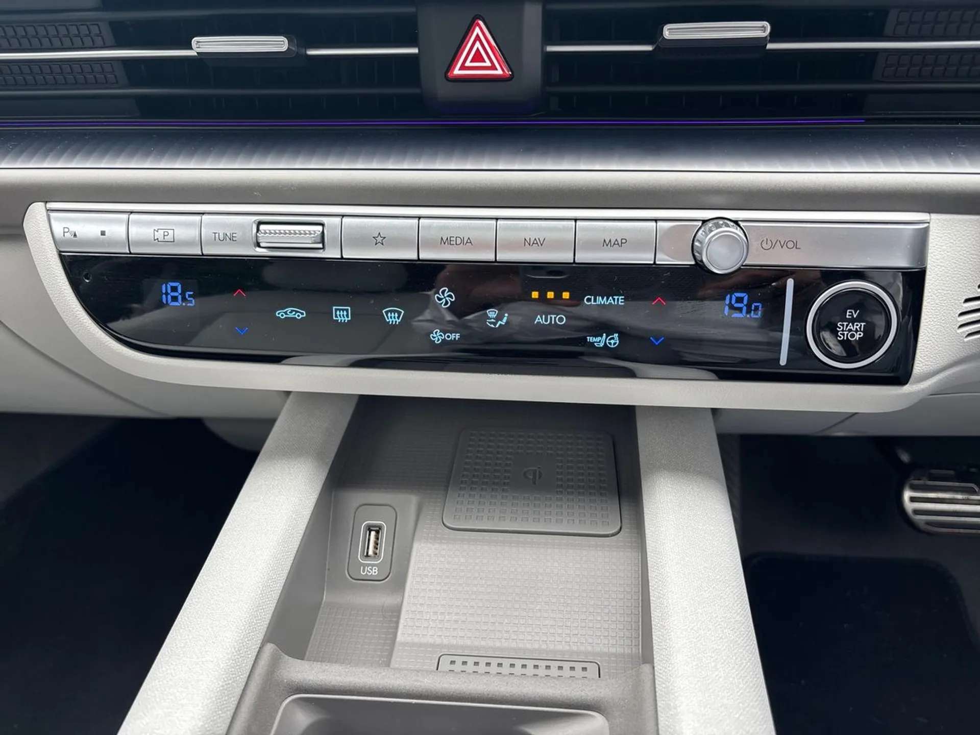 2024 HYUNDAI IONIQ 6 2024 HYUNDAI IONIQ 6