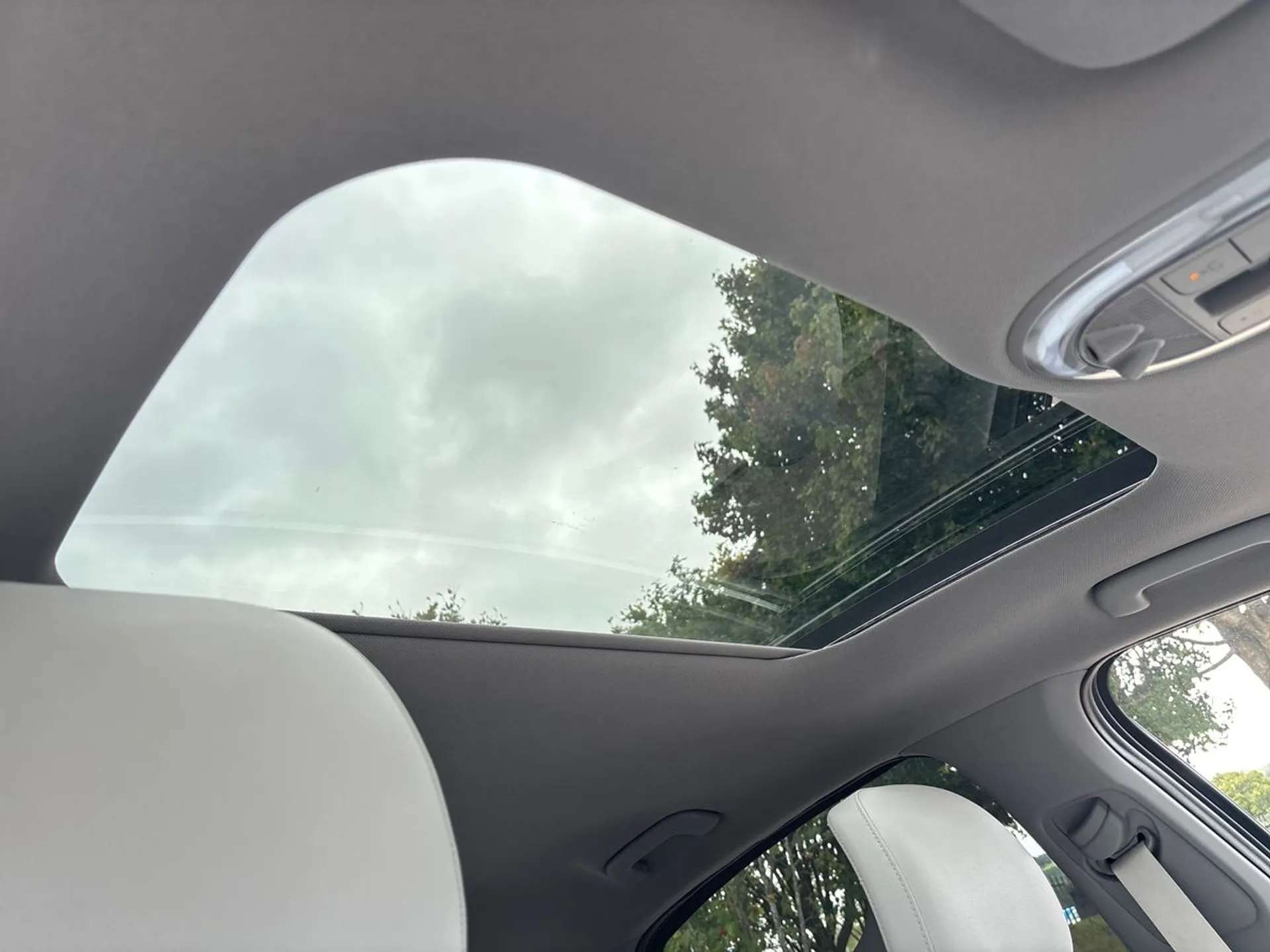 2024 HYUNDAI IONIQ 6 2024 HYUNDAI IONIQ 6