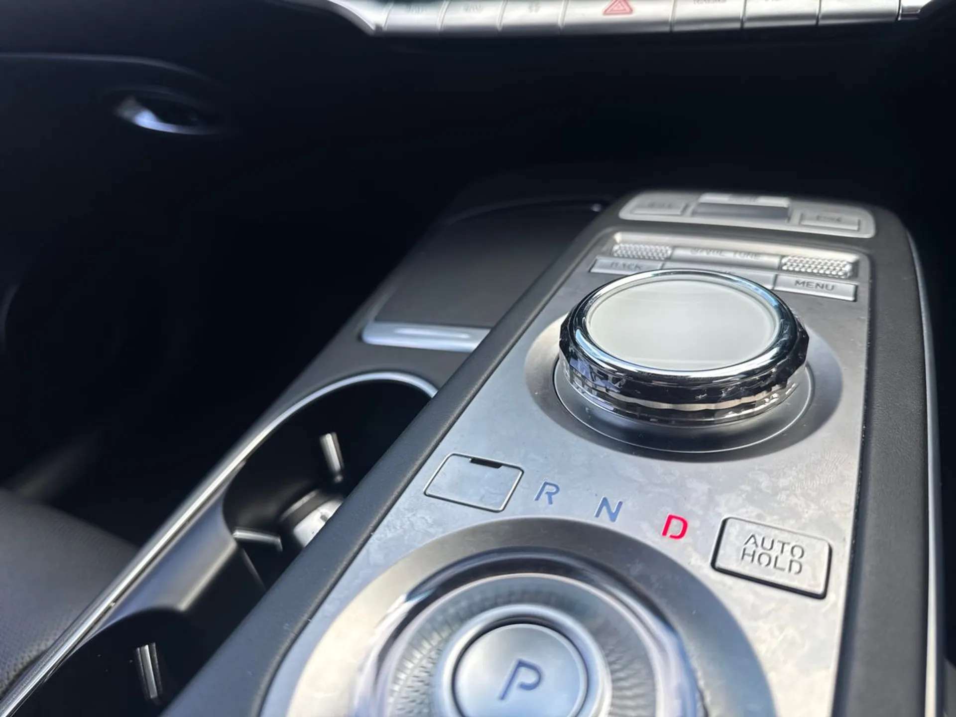 2023 GENESIS GV70 2023 GENESIS GV70