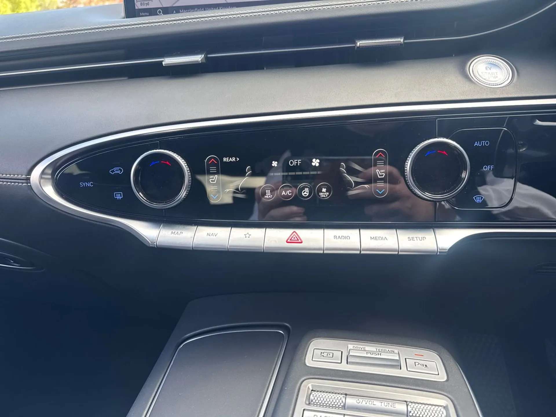 2023 GENESIS GV70 2023 GENESIS GV70