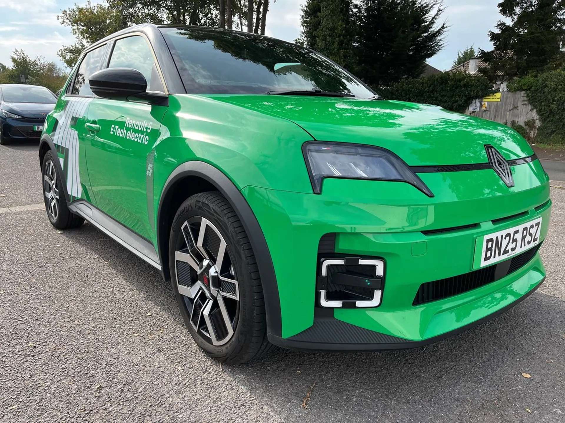 2025 RENAULT 5 2025 RENAULT 5