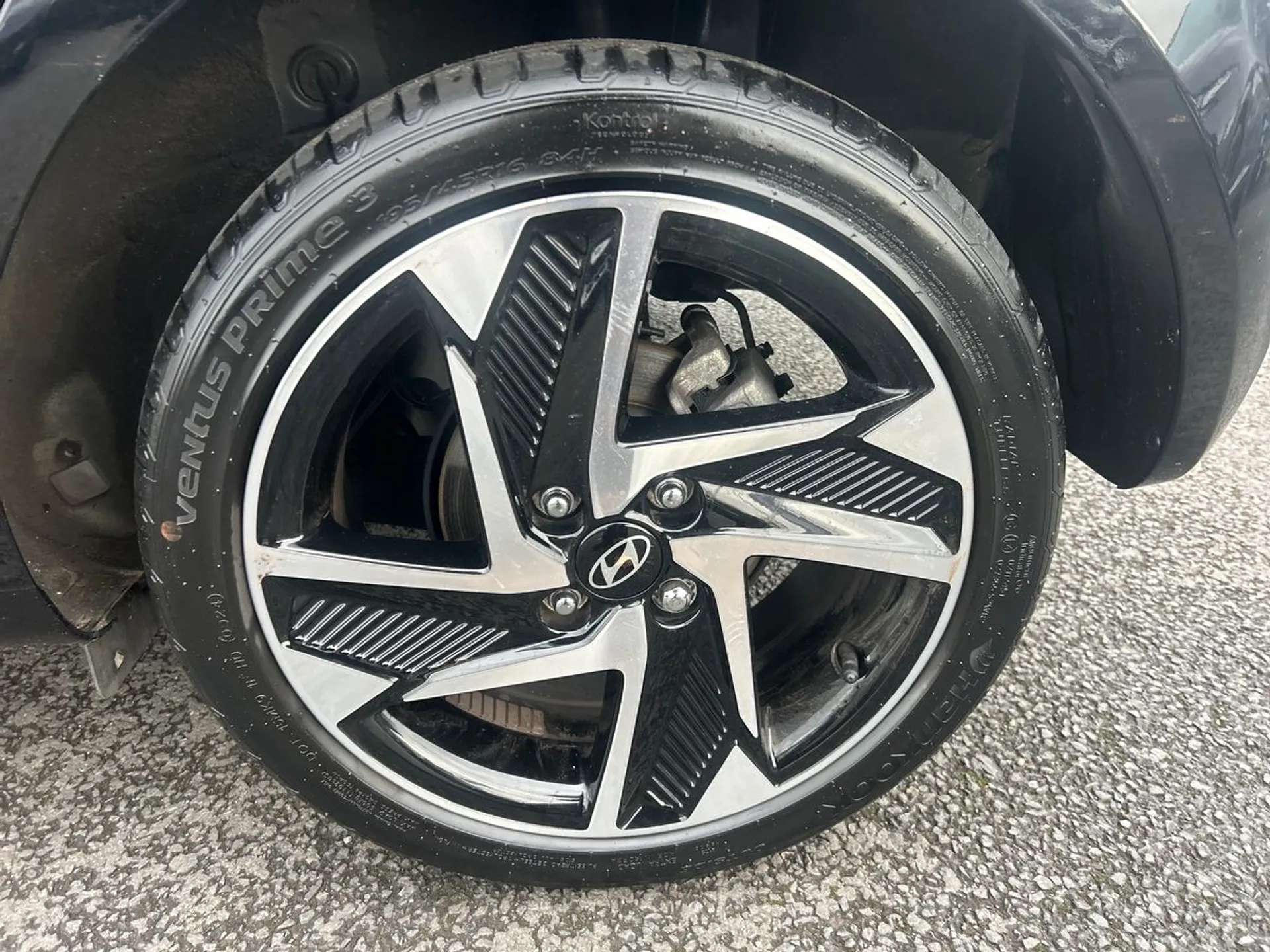 2024 HYUNDAI I10 2024 HYUNDAI I10