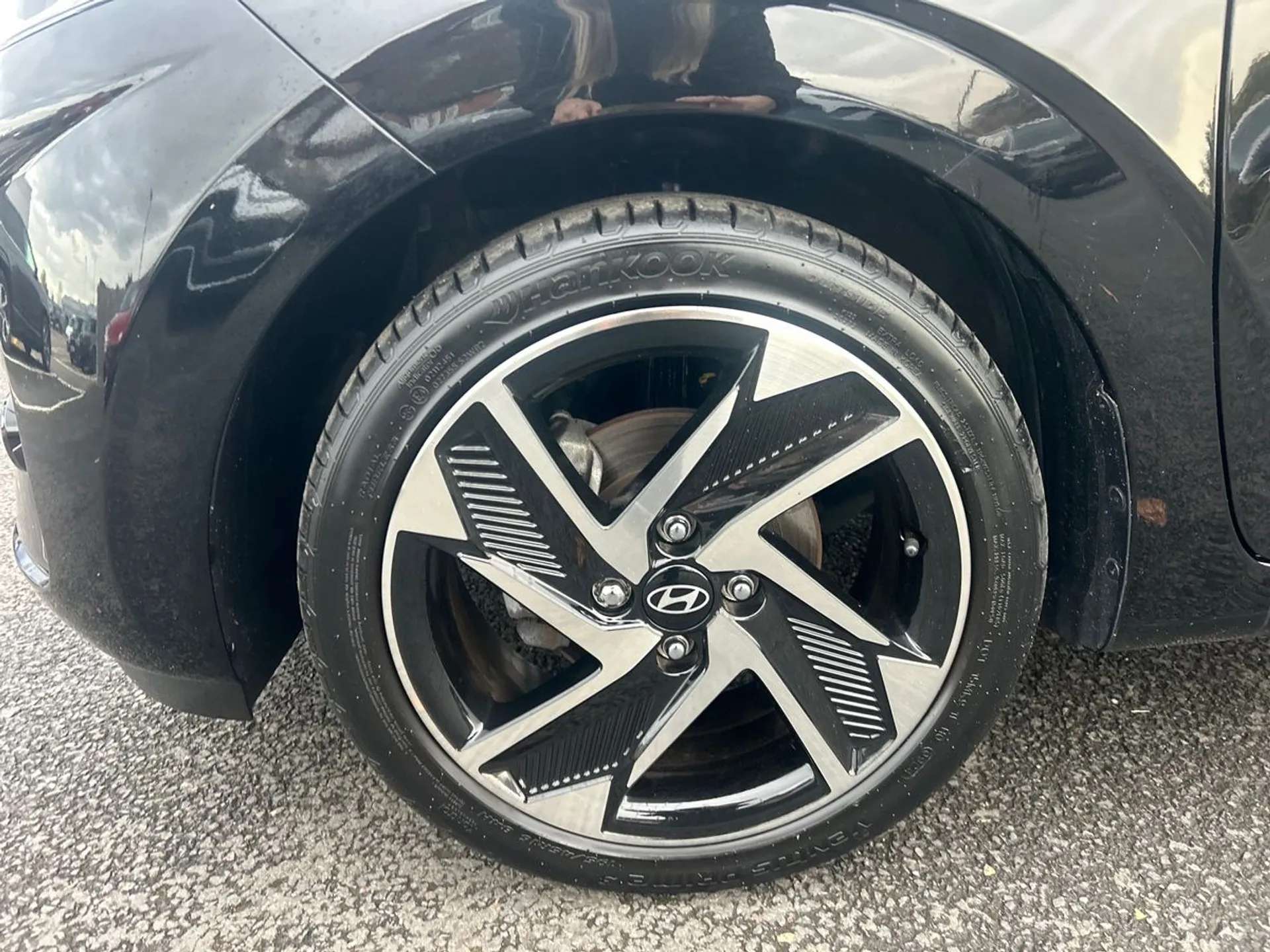 2024 HYUNDAI I10 2024 HYUNDAI I10