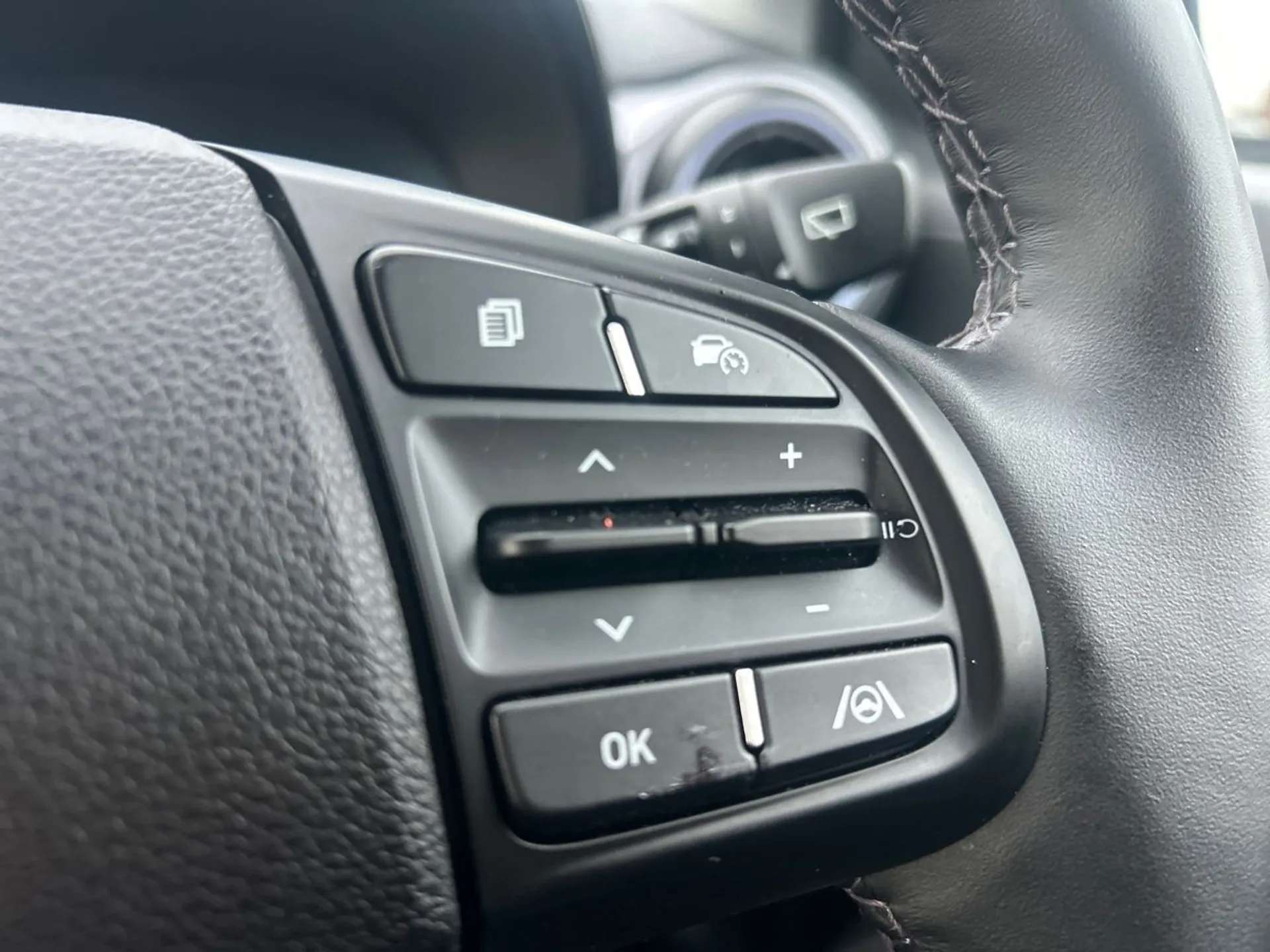 2024 HYUNDAI I10 2024 HYUNDAI I10