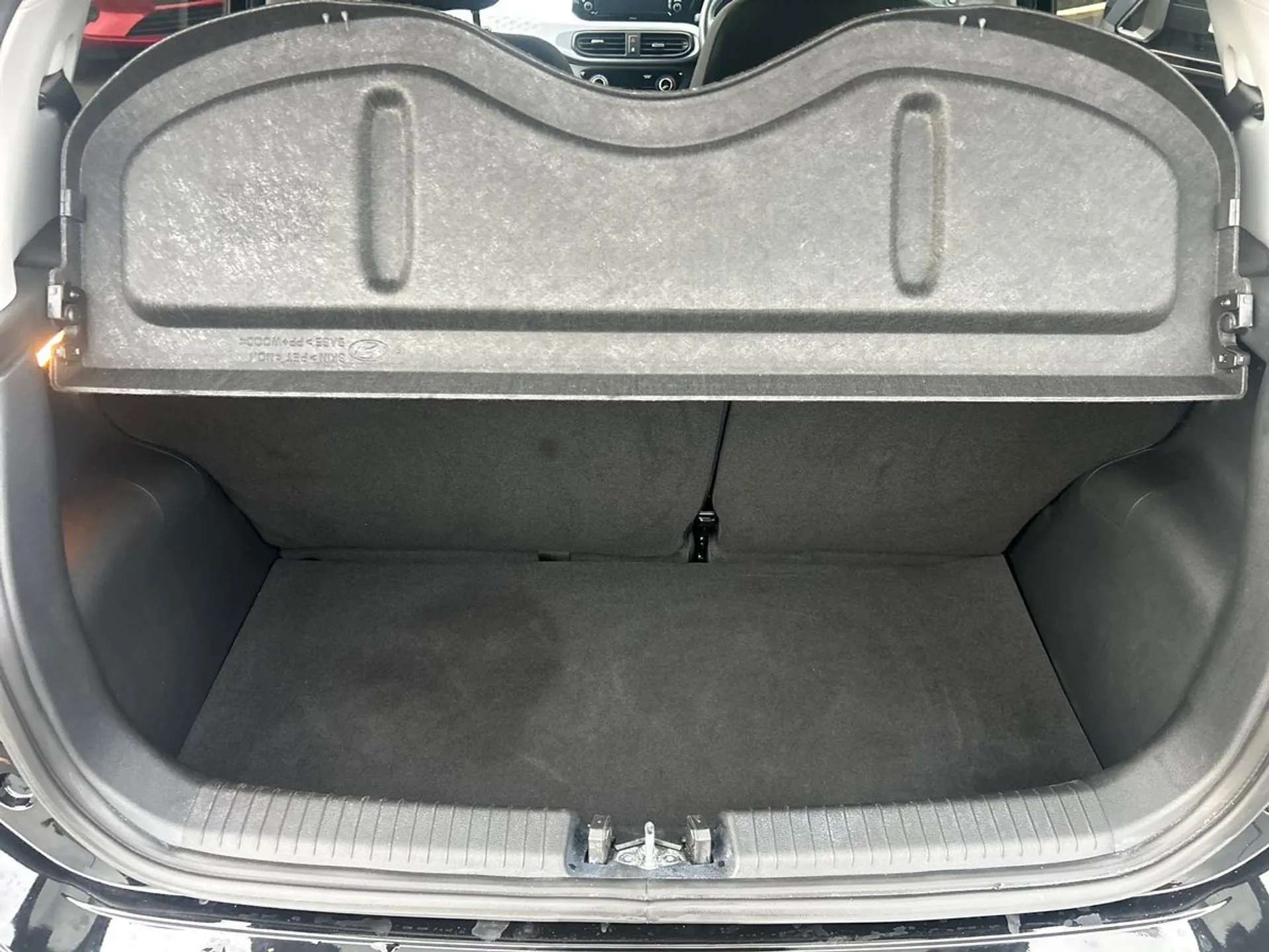 2024 HYUNDAI I10 2024 HYUNDAI I10