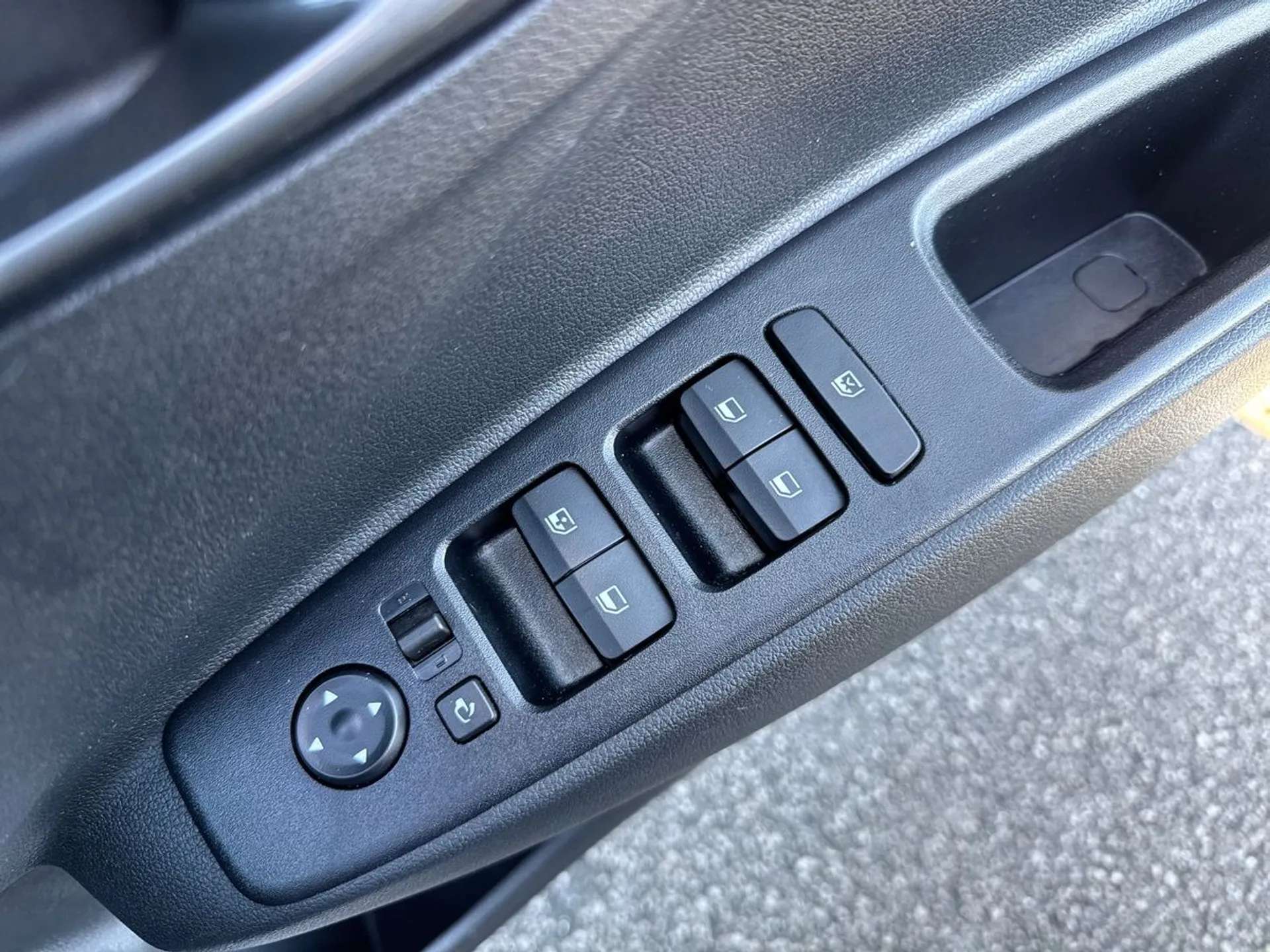 2024 HYUNDAI I10 2024 HYUNDAI I10