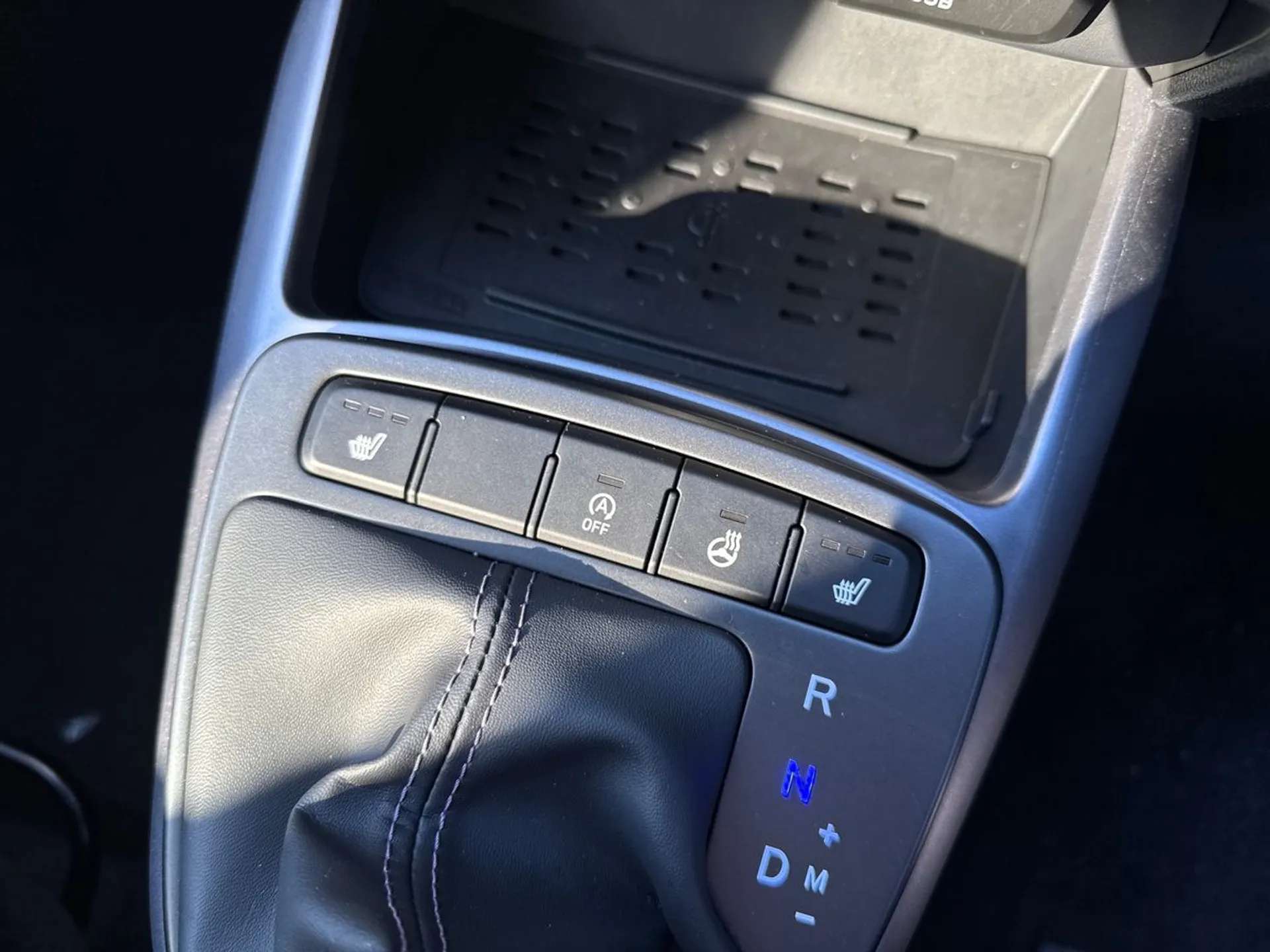 2024 HYUNDAI I10 2024 HYUNDAI I10