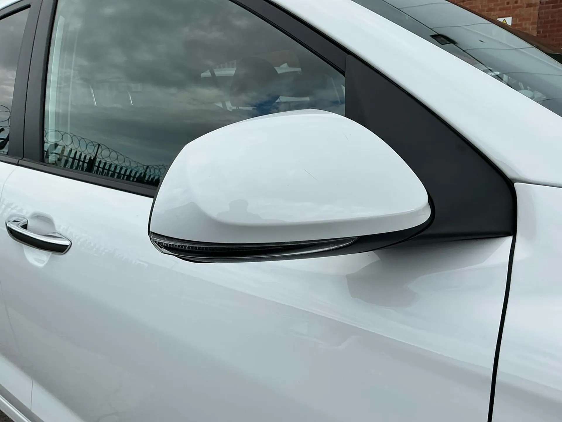 2024 HYUNDAI I10 2024 HYUNDAI I10