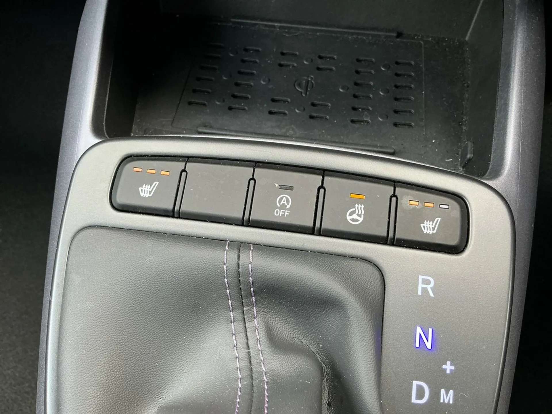 2024 HYUNDAI I10 2024 HYUNDAI I10