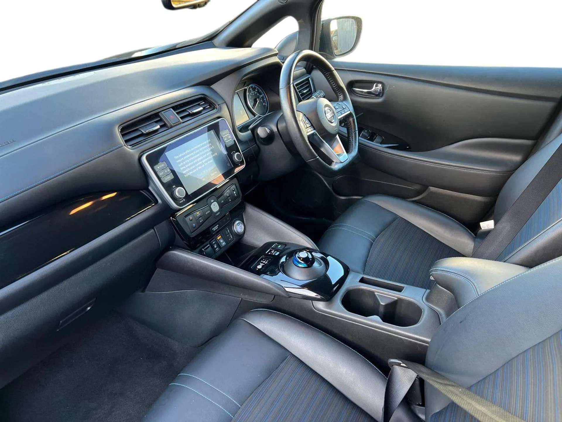 2022 NISSAN LEAF 2022 NISSAN LEAF