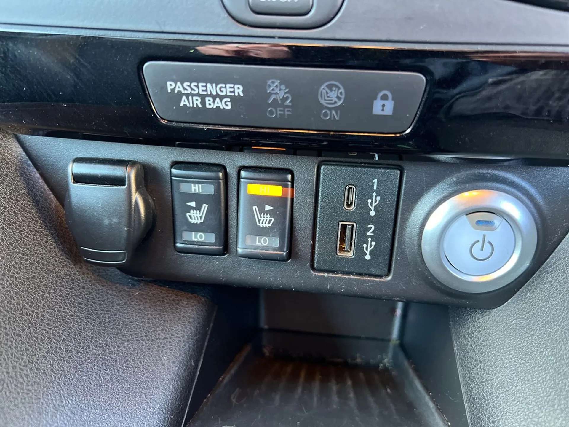 2022 NISSAN LEAF 2022 NISSAN LEAF