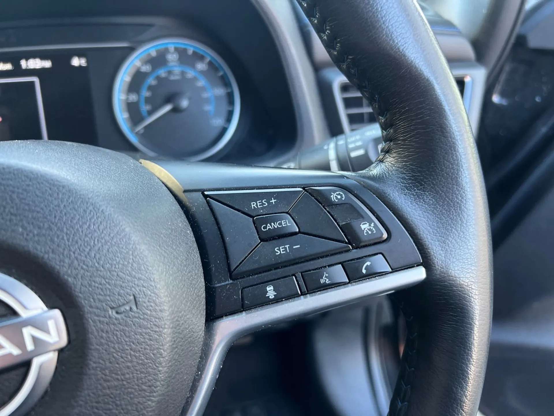 2022 NISSAN LEAF 2022 NISSAN LEAF