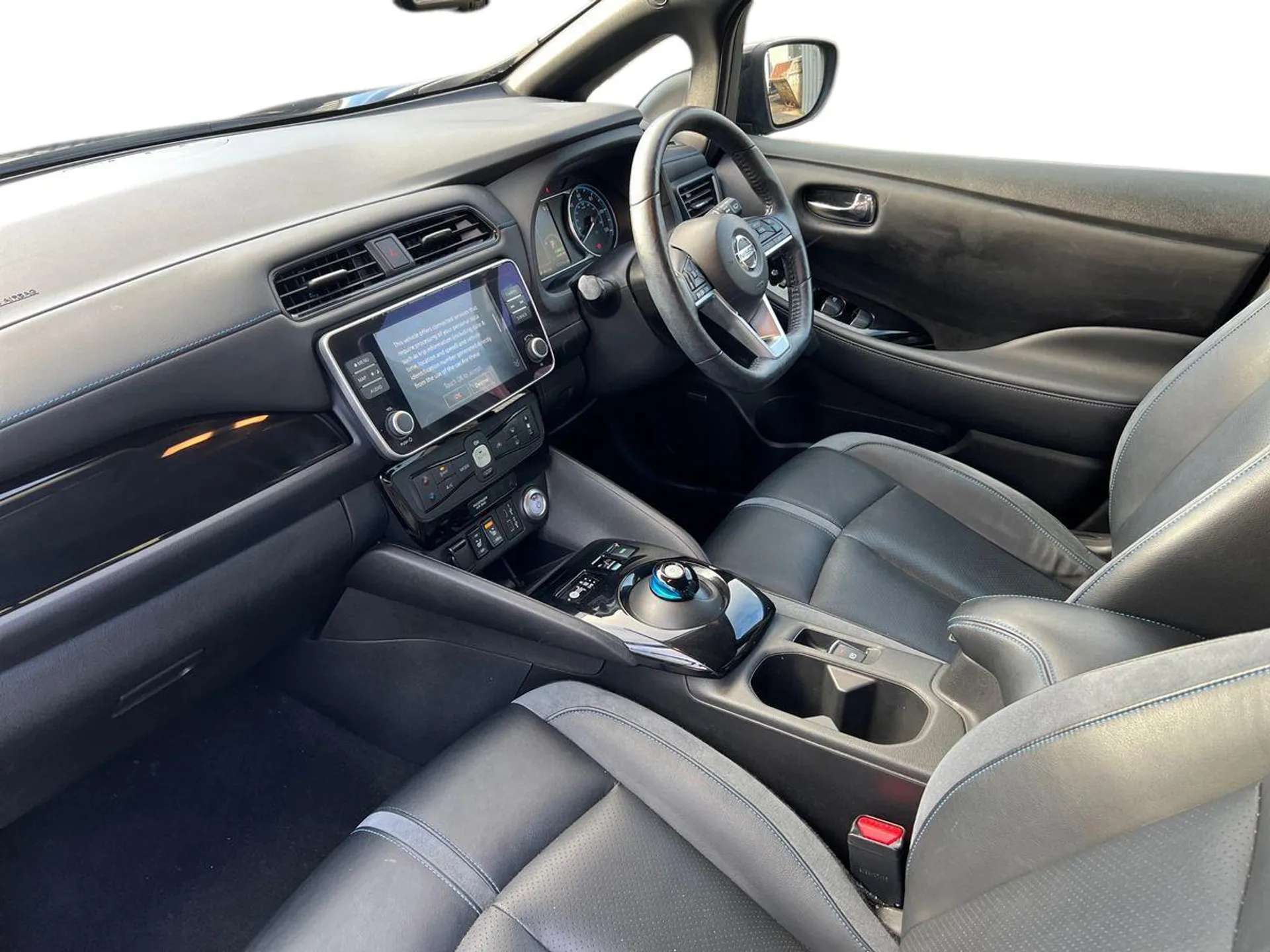 2022 NISSAN LEAF 2022 NISSAN LEAF