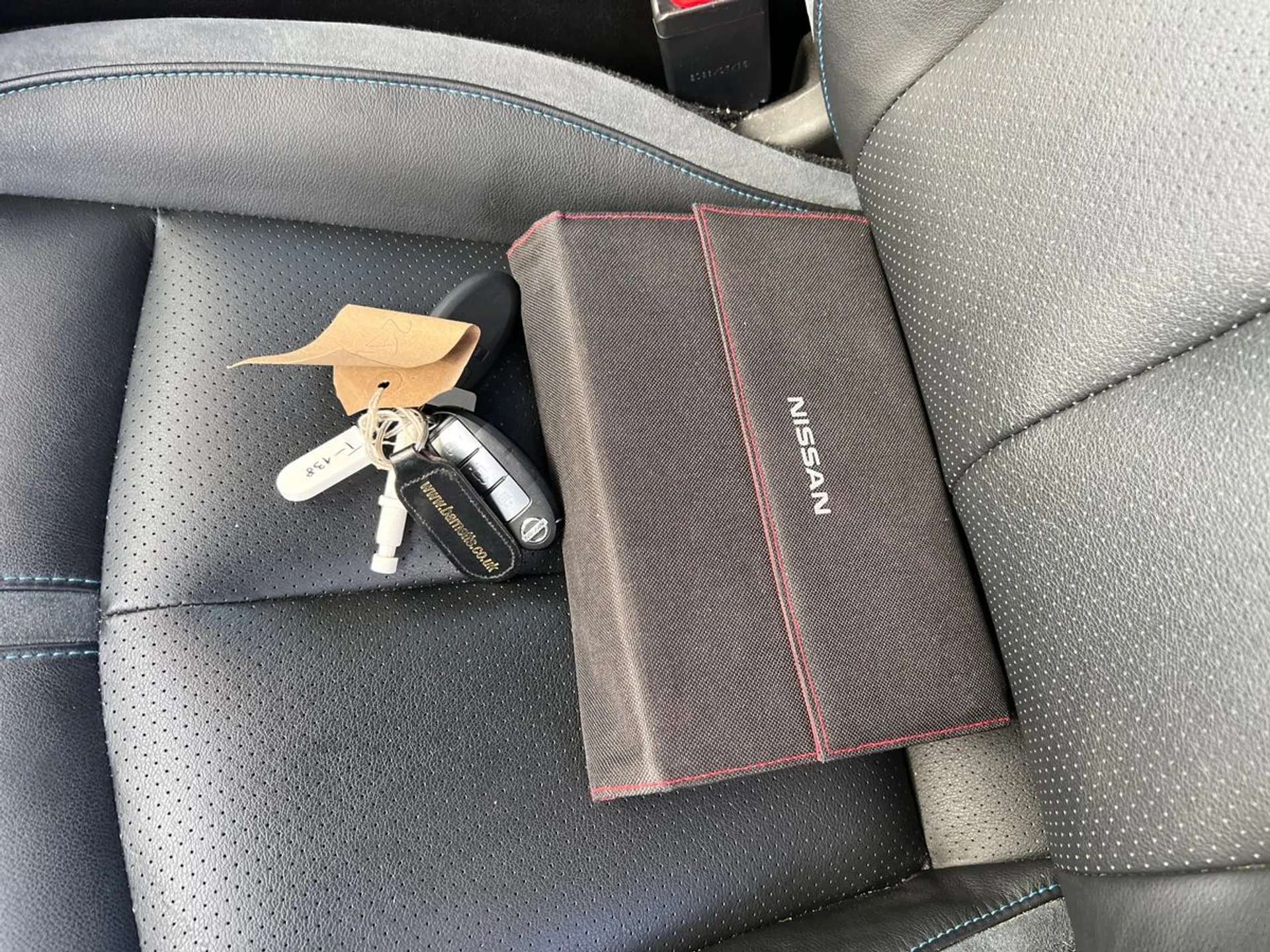 2022 NISSAN LEAF 2022 NISSAN LEAF