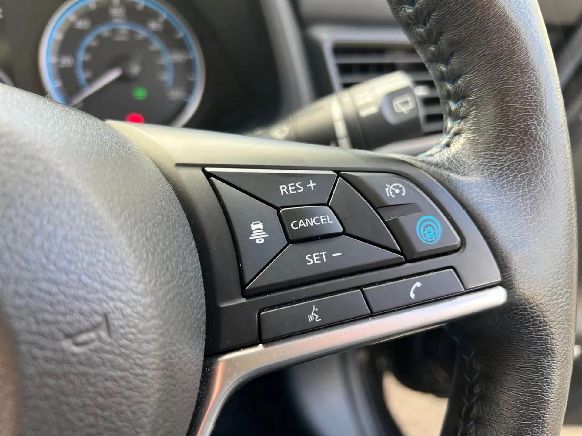 2022 NISSAN LEAF 2022 NISSAN LEAF