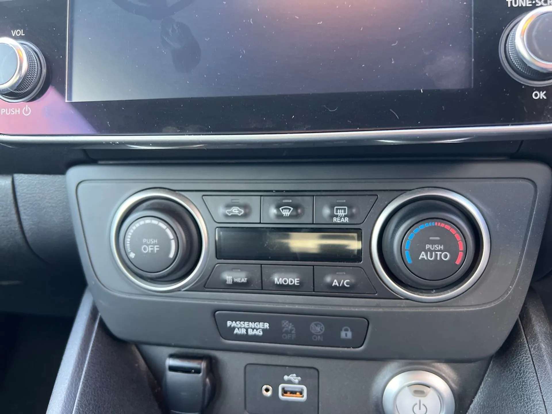 2022 NISSAN LEAF 2022 NISSAN LEAF