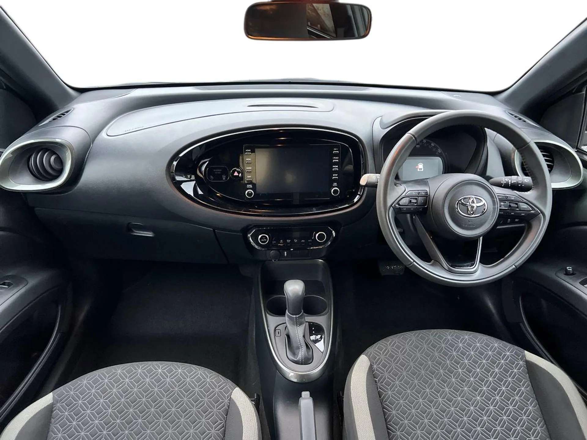 2023 TOYOTA AYGO X 2023 TOYOTA AYGO X