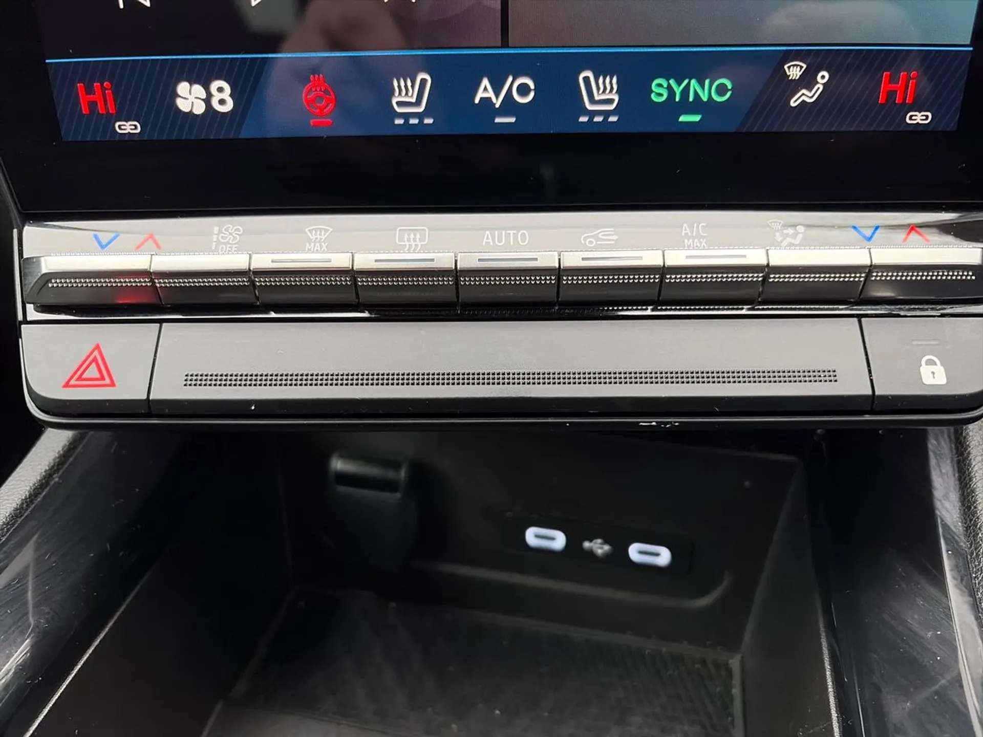 2025 RENAULT AUSTRAL 2025 RENAULT AUSTRAL