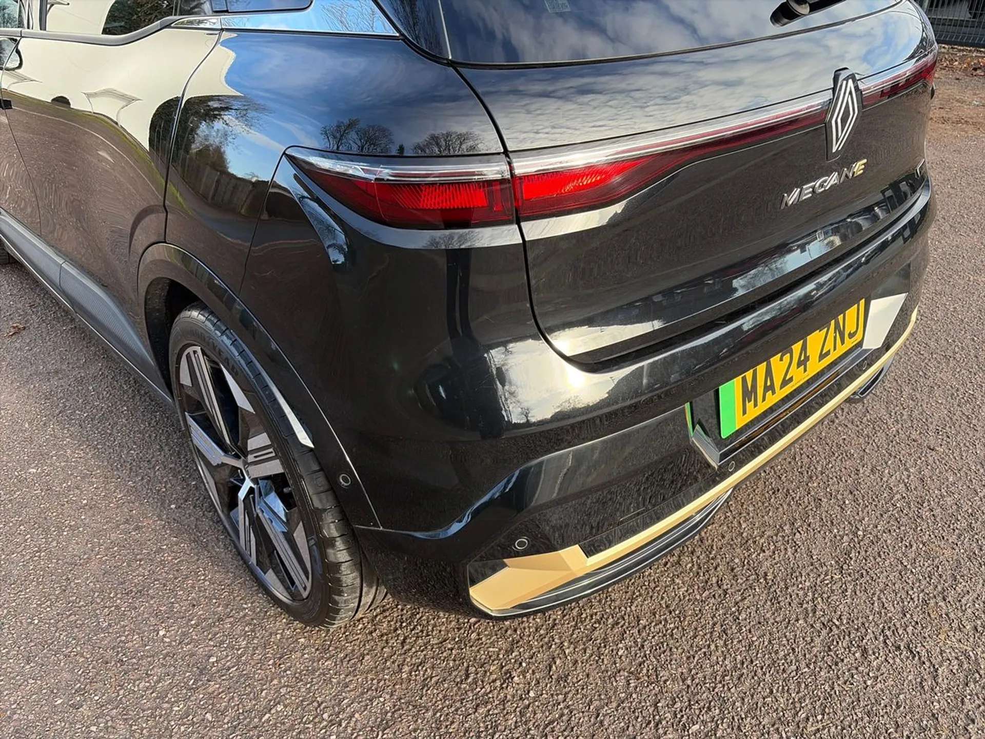 2024 RENAULT MEGANE E-TECH 2024 RENAULT MEGANE E-TECH