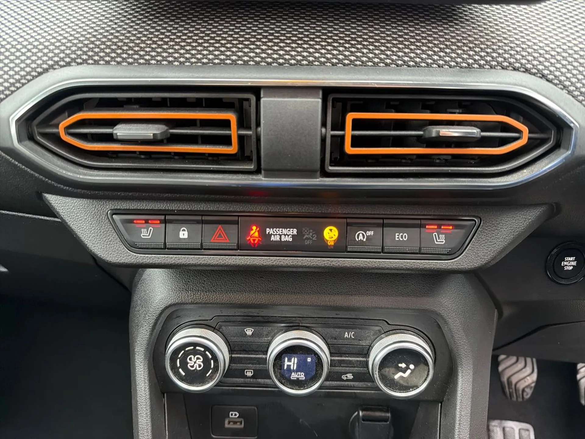 2023 DACIA SANDERO STEPWAY 2023 DACIA SANDERO STEPWAY