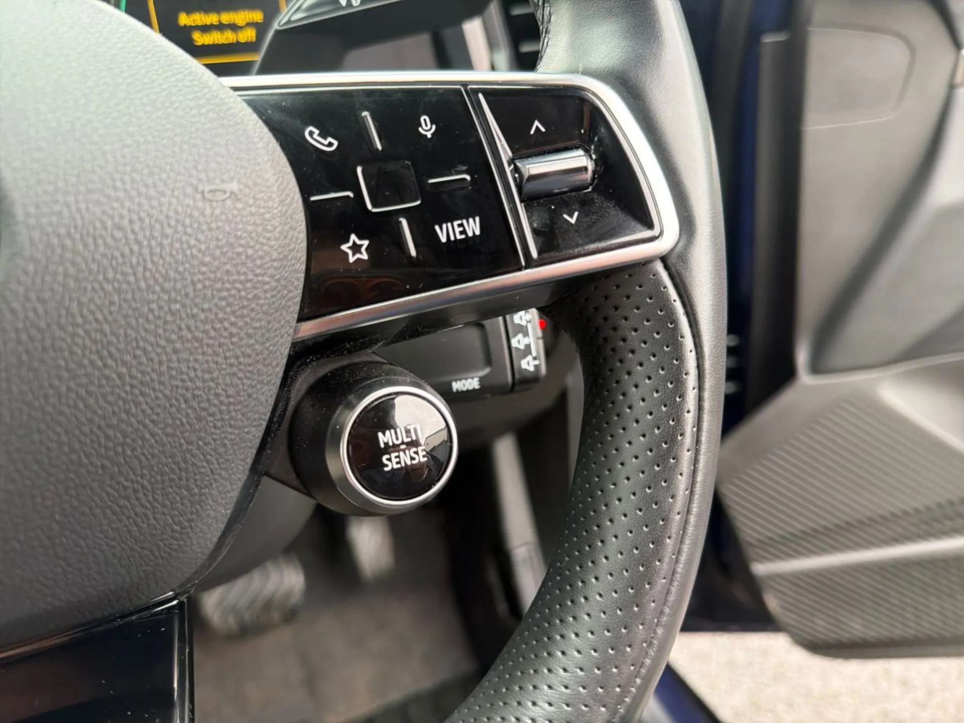 2022 RENAULT MEGANE E-TECH 2022 RENAULT MEGANE E-TECH