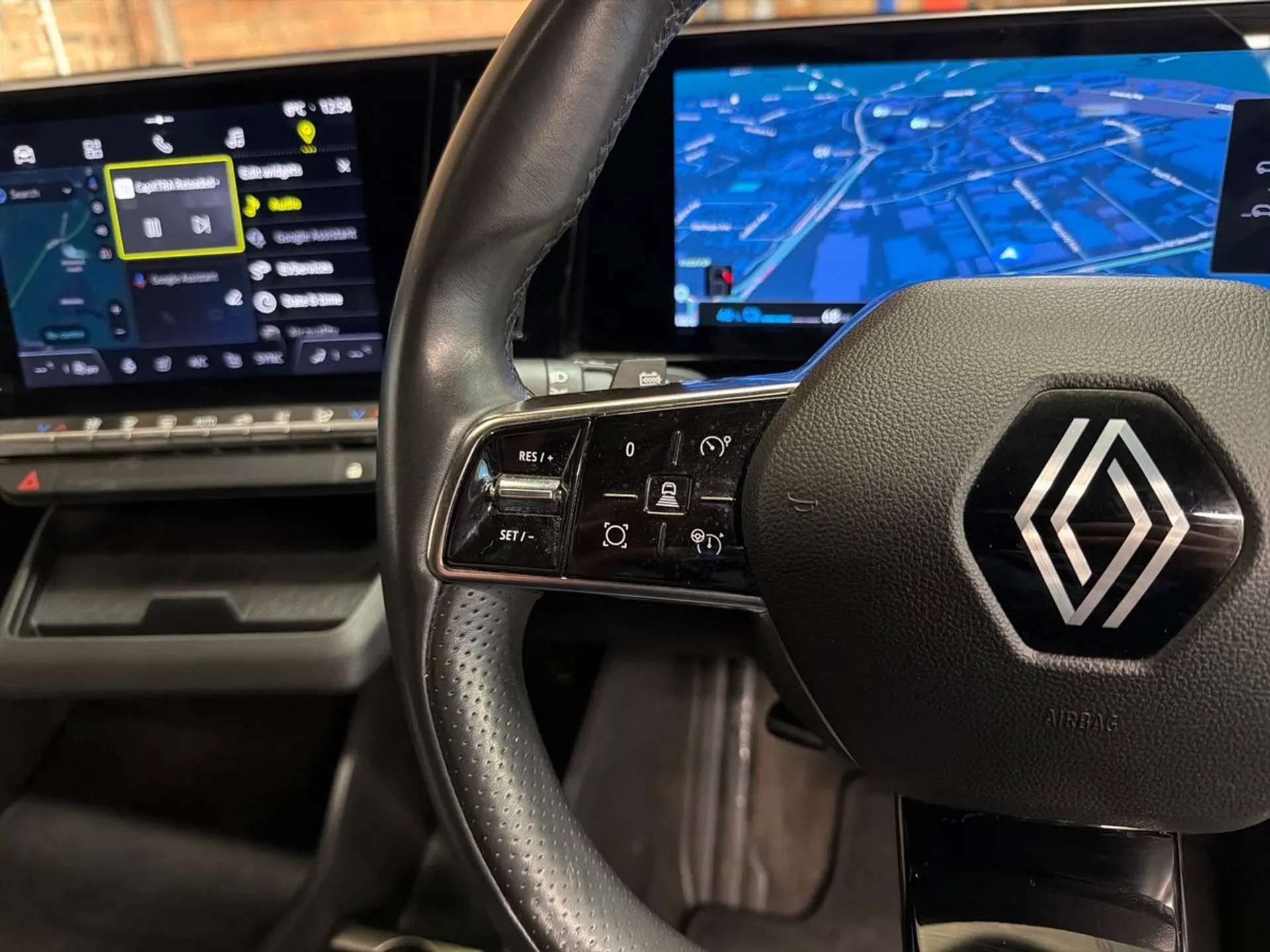 2022 RENAULT MEGANE E-TECH 2022 RENAULT MEGANE E-TECH