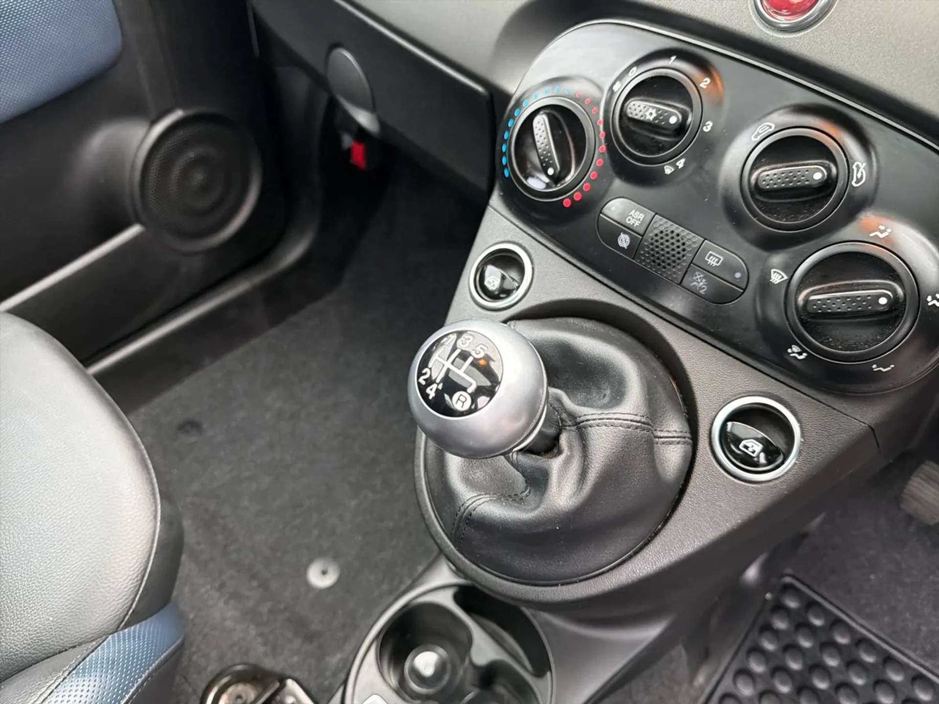 2020 FIAT 500 2020 FIAT 500