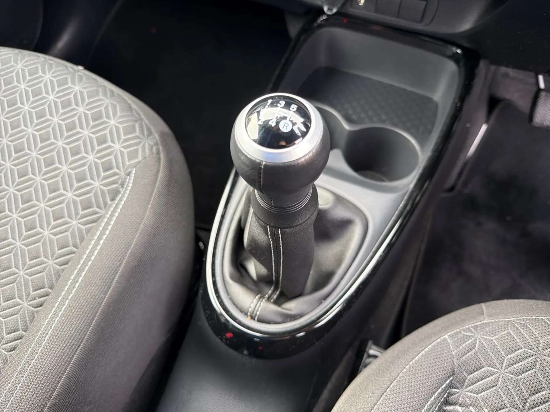 2023 TOYOTA AYGO X 2023 TOYOTA AYGO X